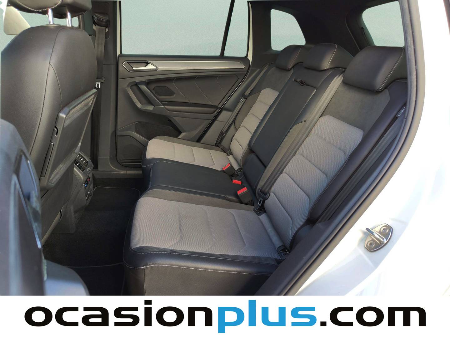 Foto asientos traseros Volkswagen Tiguan Volkswagen Tiguan Sport 2.0 TSI 4Motion (180 CV) DSG Pack R-Line
