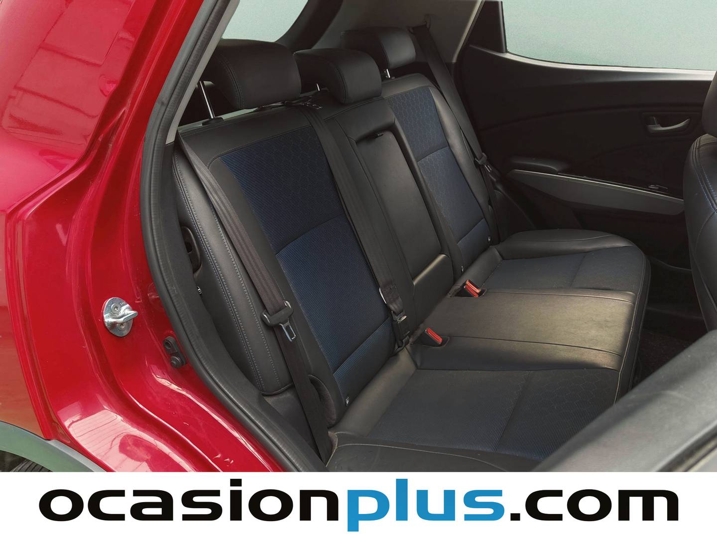 Foto SsangYong Tivoli Ssangyong Tivoli G16 1.6 Premium 4x2 (128 CV)