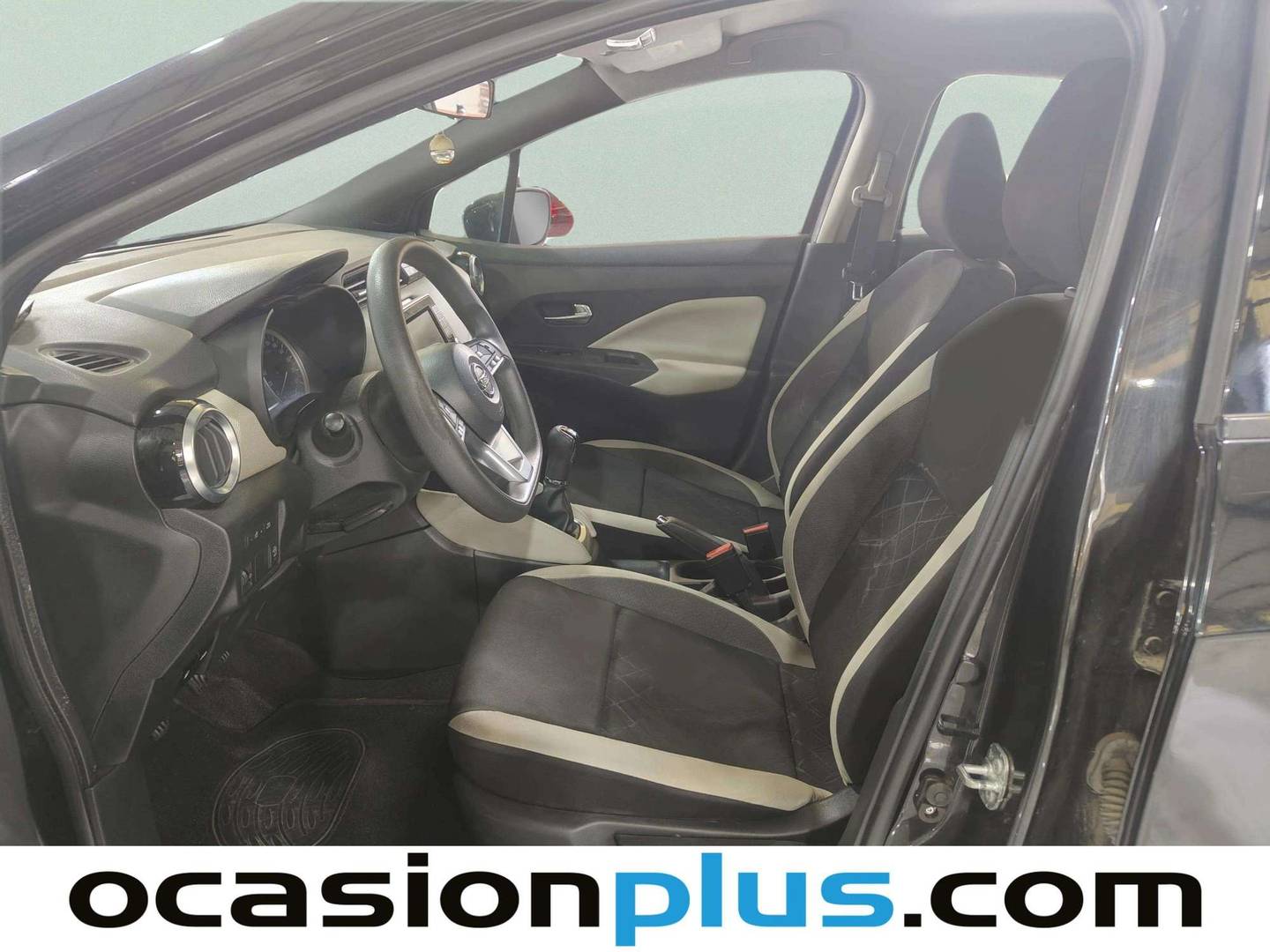 Foto asientos delanteros Nissan Micra Nissan Micra IG-T 90 S&S Acenta (90 CV)