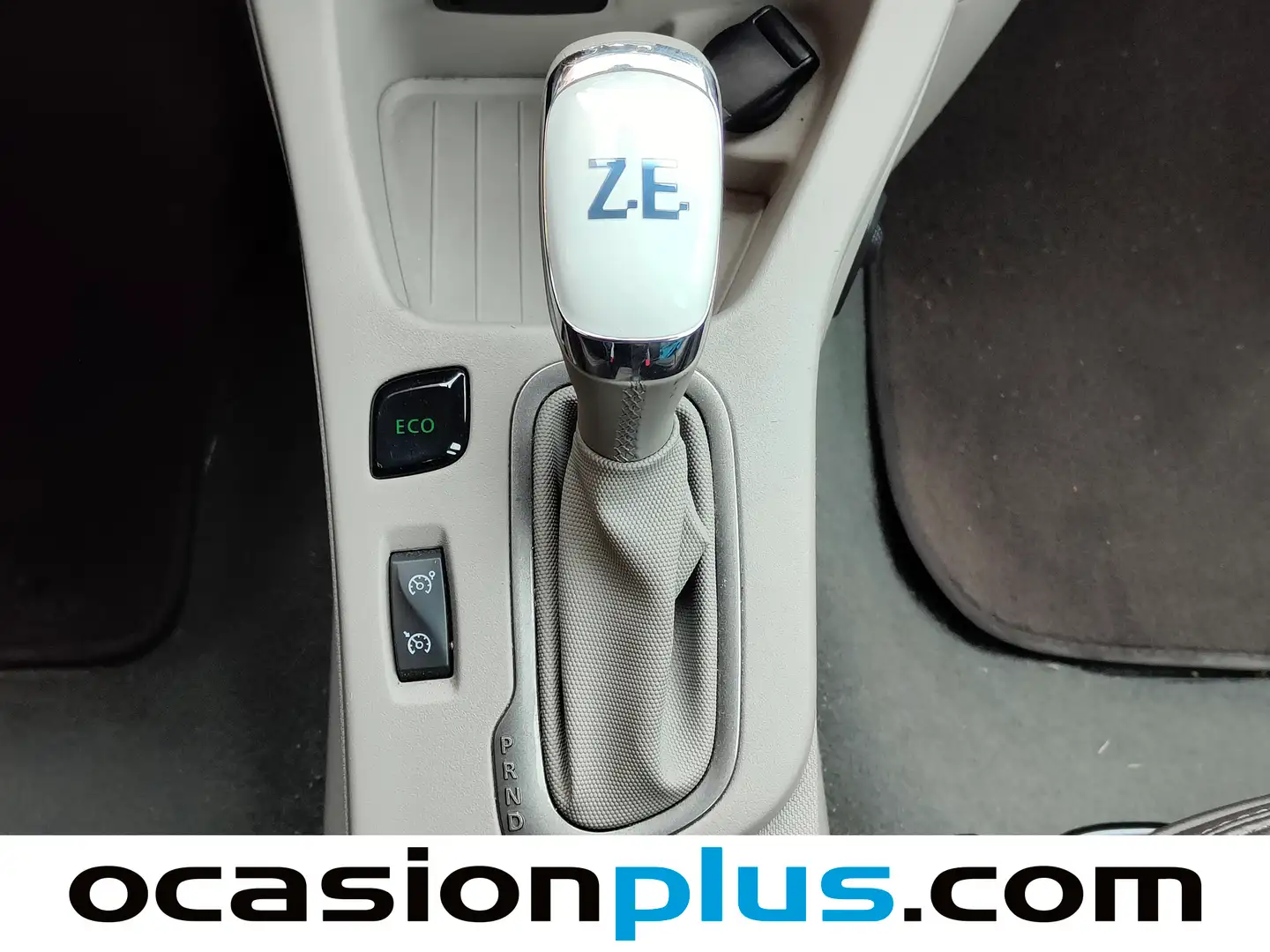 Foto Renault ZOE Renault Zoe Bose 40 R110  (108 CV)