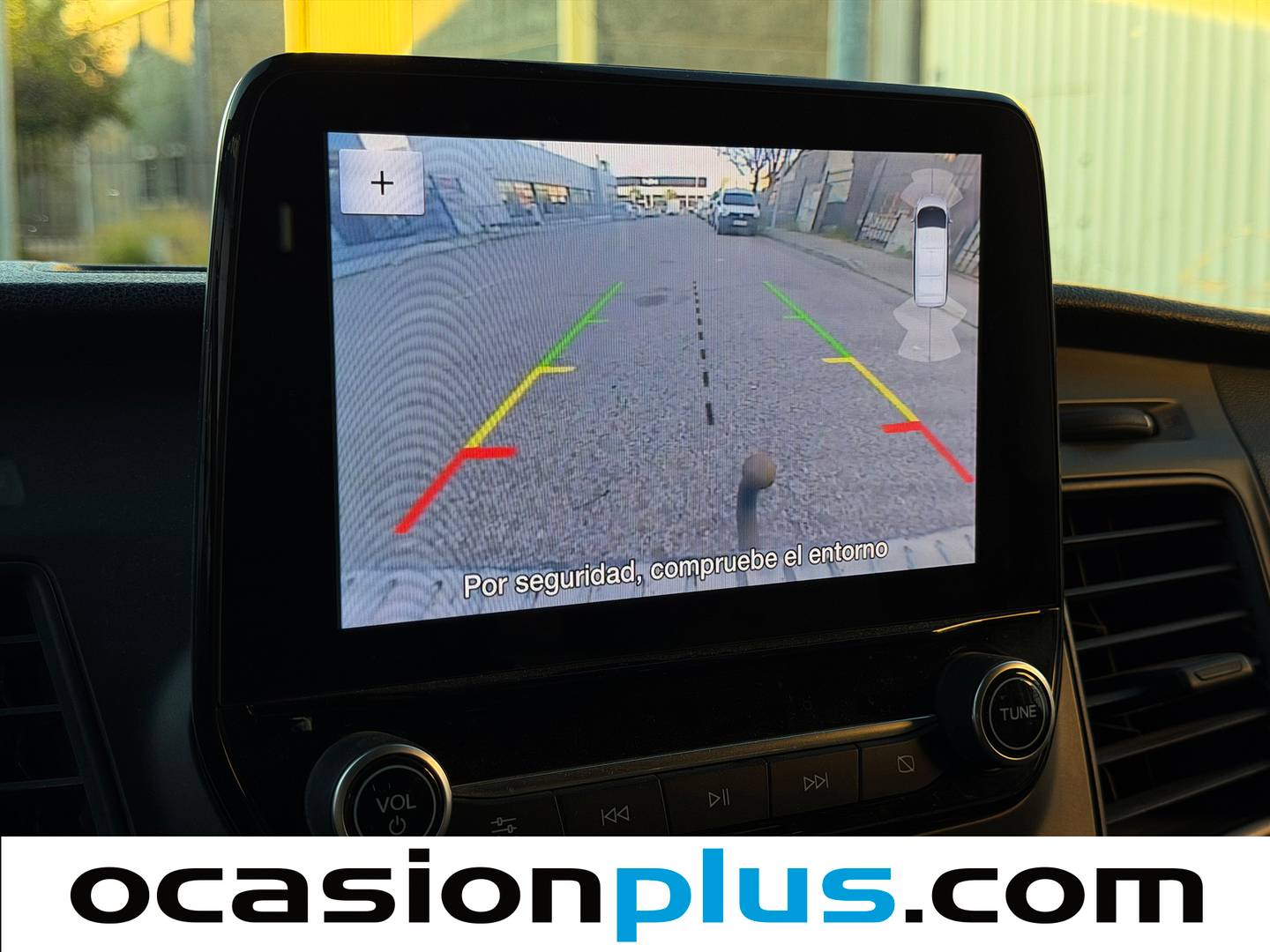 Extras y acabados del Ford Transit Custom Ford Transit Custom Furgon 2.0 TDCI MHEV 340 L2 Trend (130 CV)