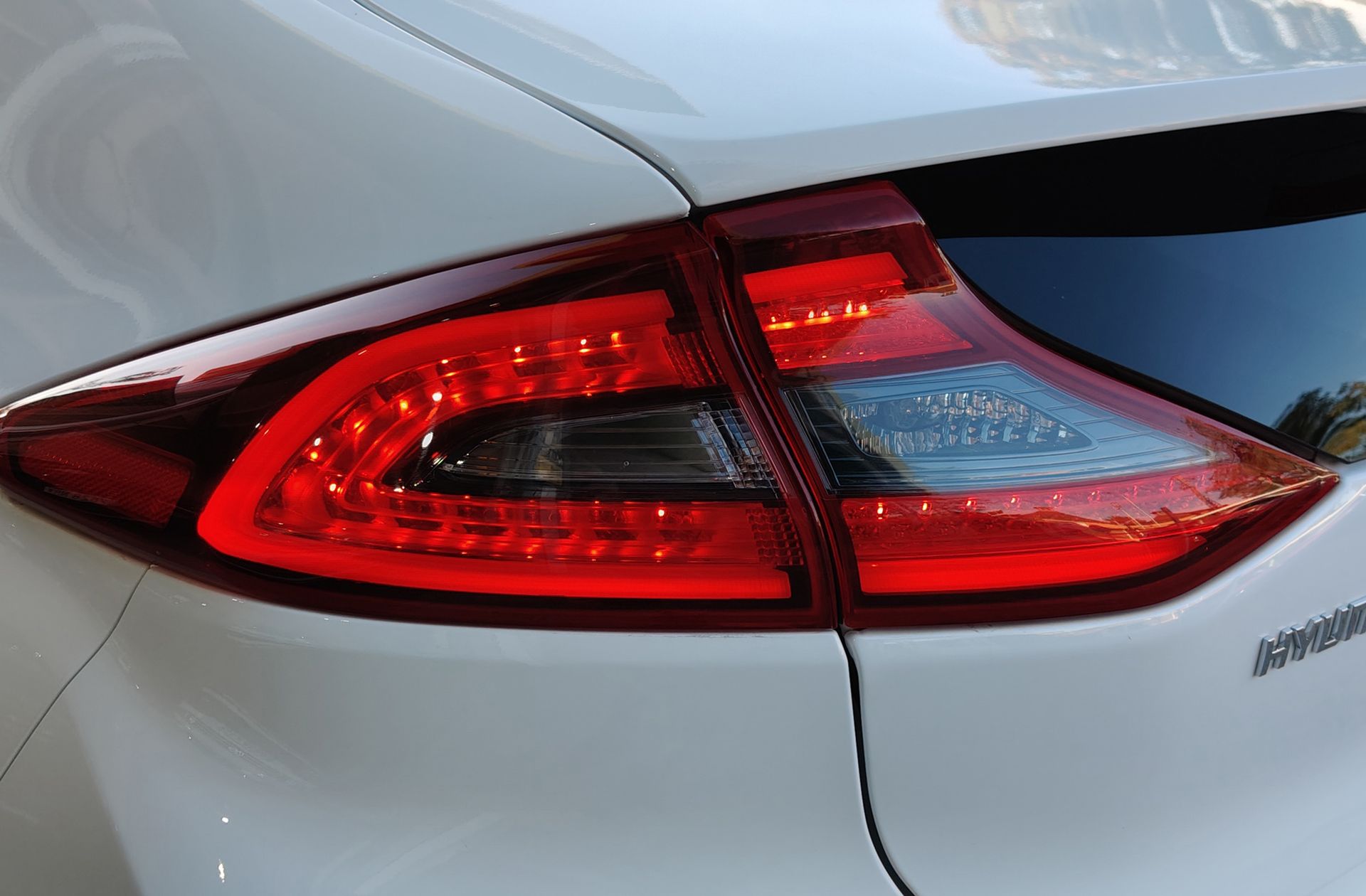 Hyundai Ioniq 1.6 GDI HEV Style - foto 15