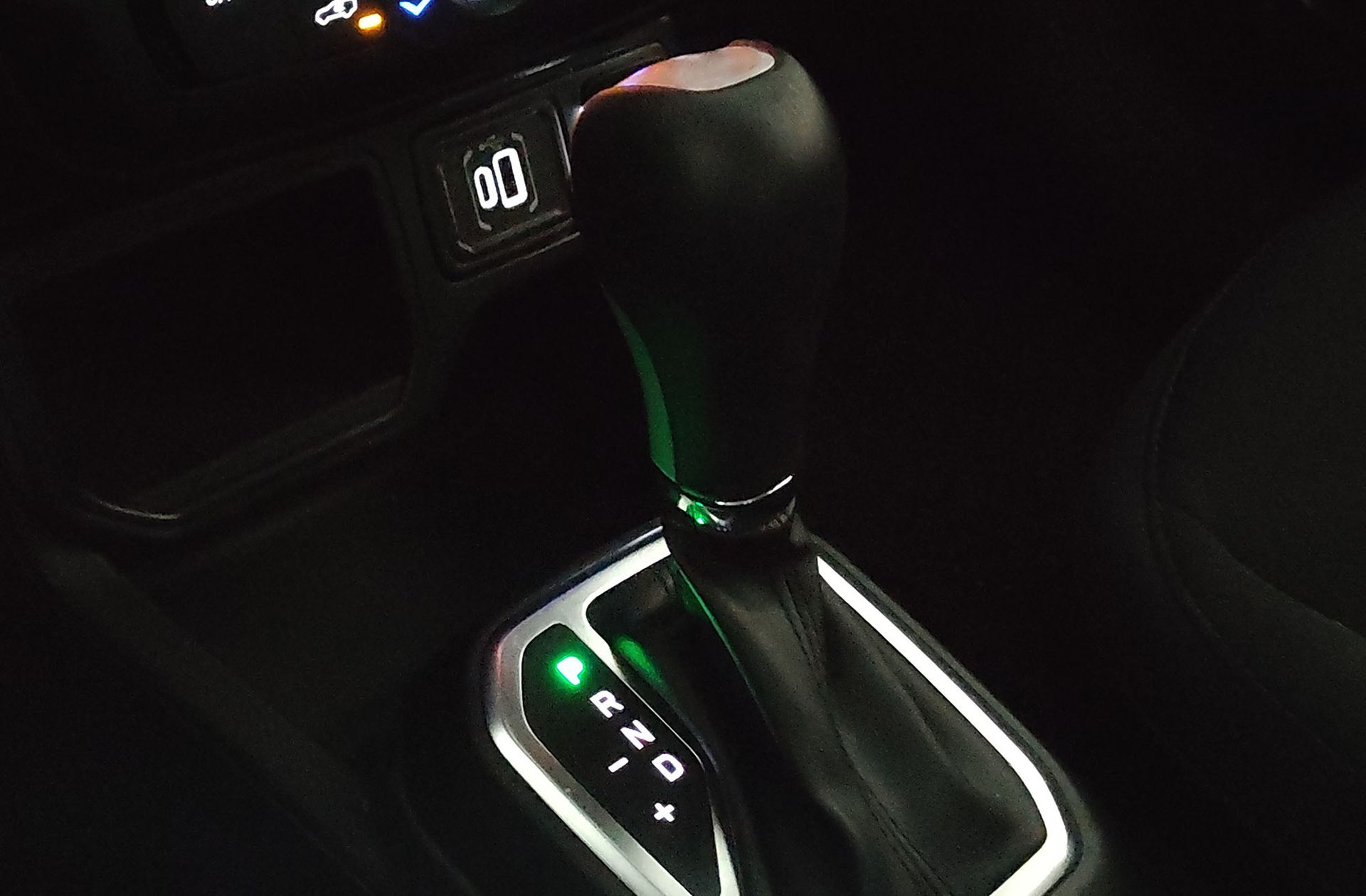Jeep Renegade eHybrid 1.5 Altitude DCT - foto 5