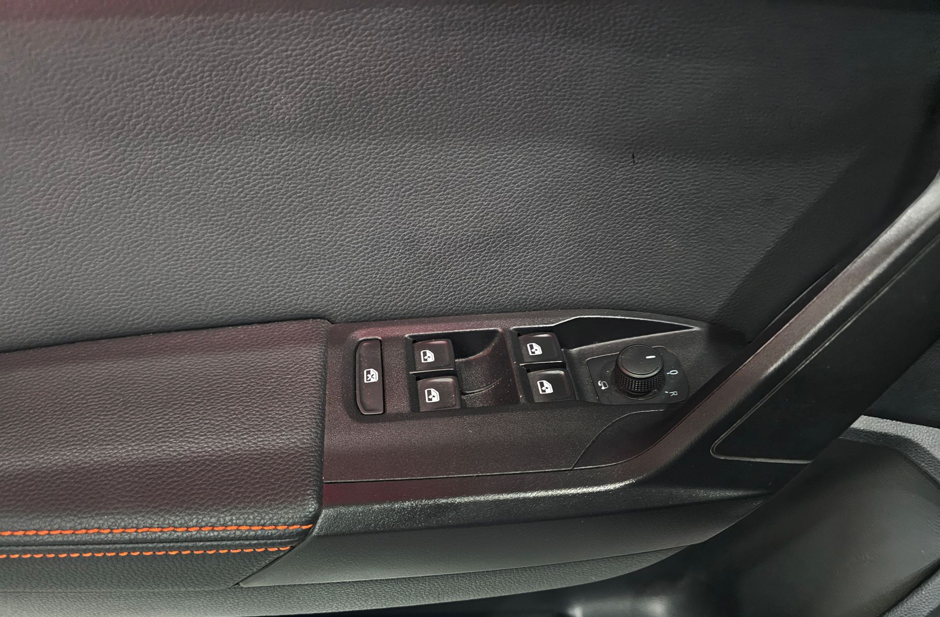 SEAT Ibiza 1.5 TSI FR Plus DSG - foto 36