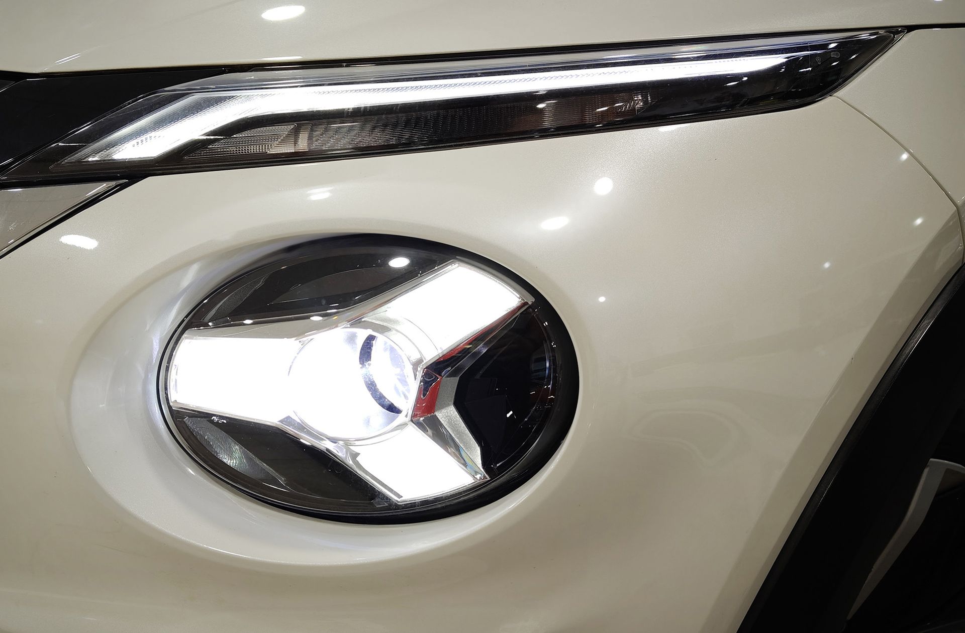 Nissan Juke Hybrid N-Design Black - foto 14
