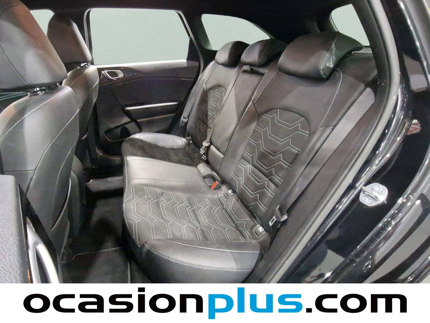 Foto asientos traseros KIA Ceed Tourer KIA Ceed Tourer 1.0 MHEV Style Edition DCT (100 CV)