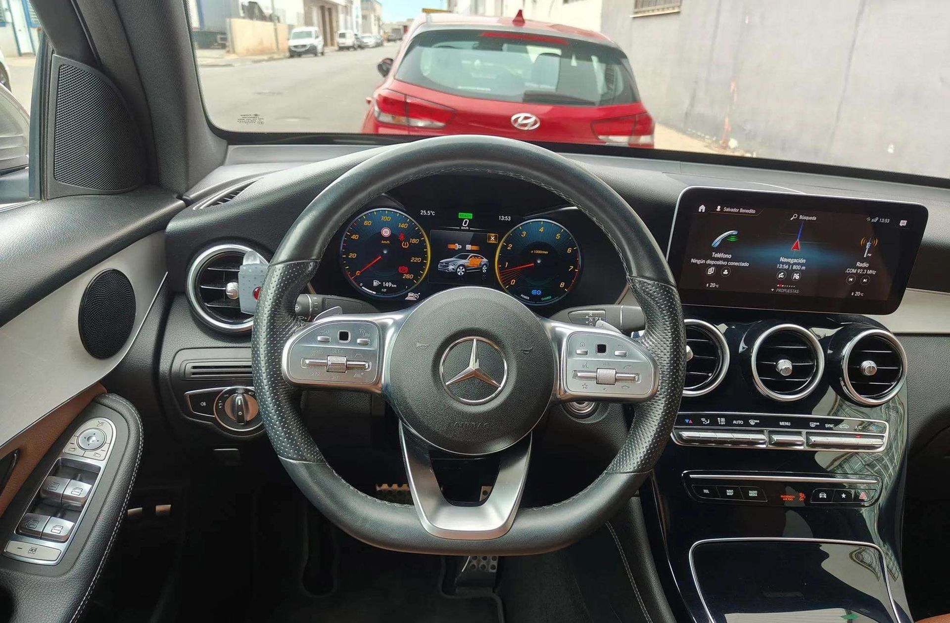 Mercedes-Benz GLC 300 4Matic Pack AMG - foto 33