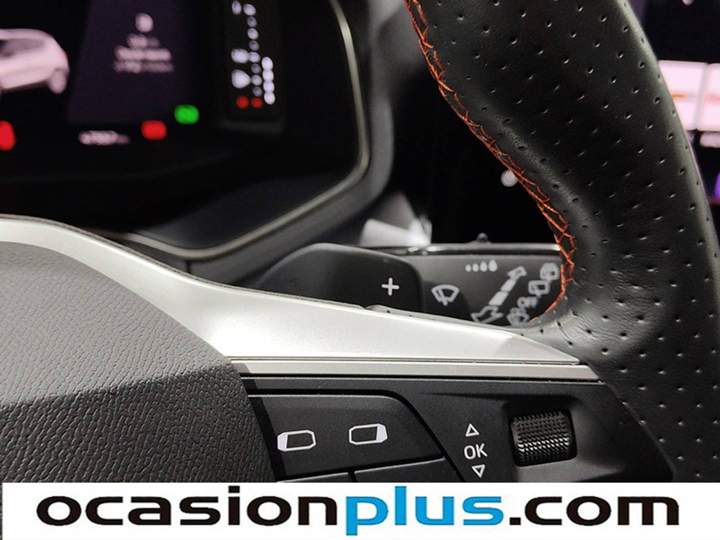 Foto Seat Arona SEAT Arona 1.5 TSI FR Plus DSG (150 CV)