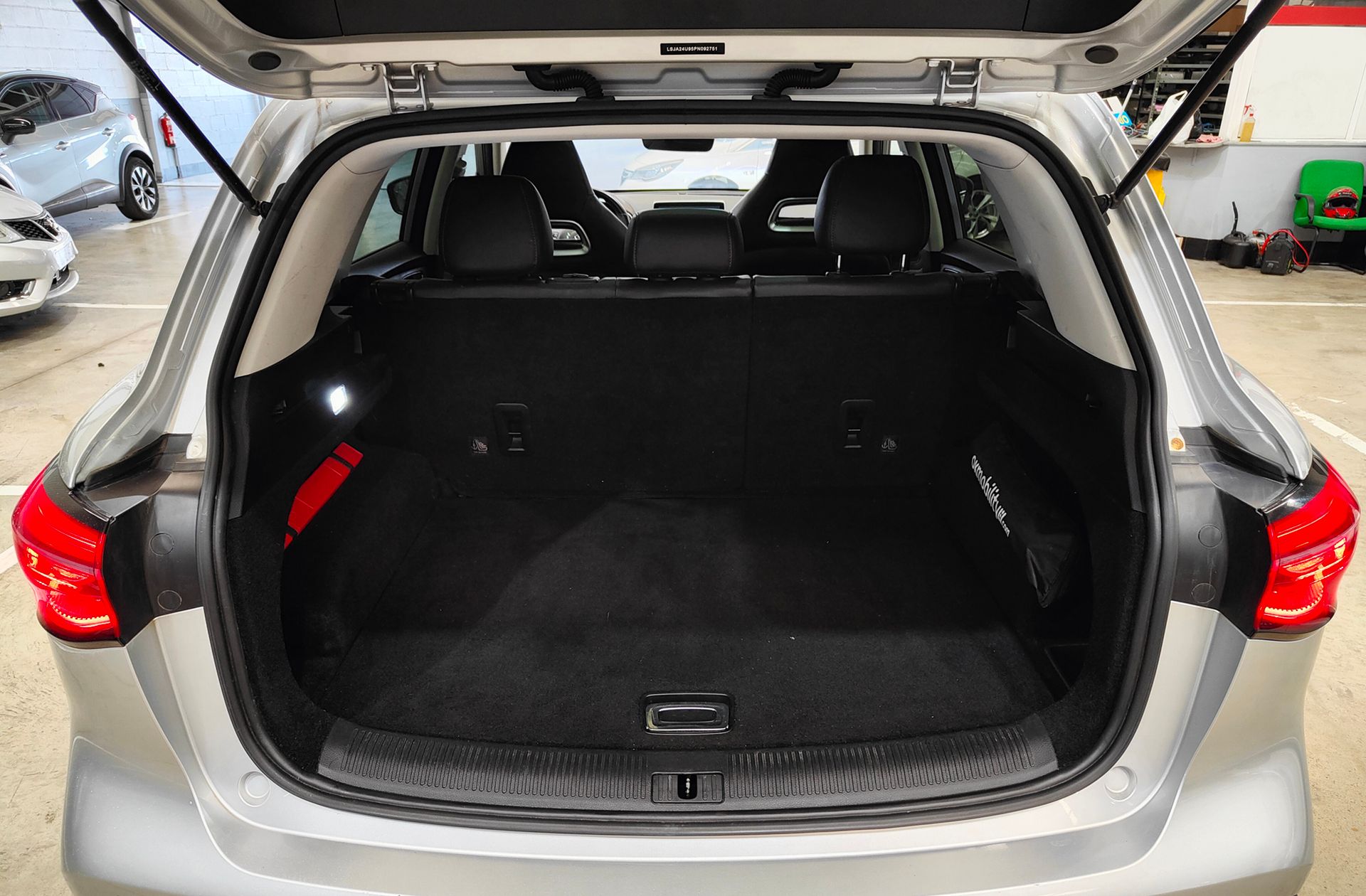 MG HS 1.5 Turbo GDI Luxury - foto 19