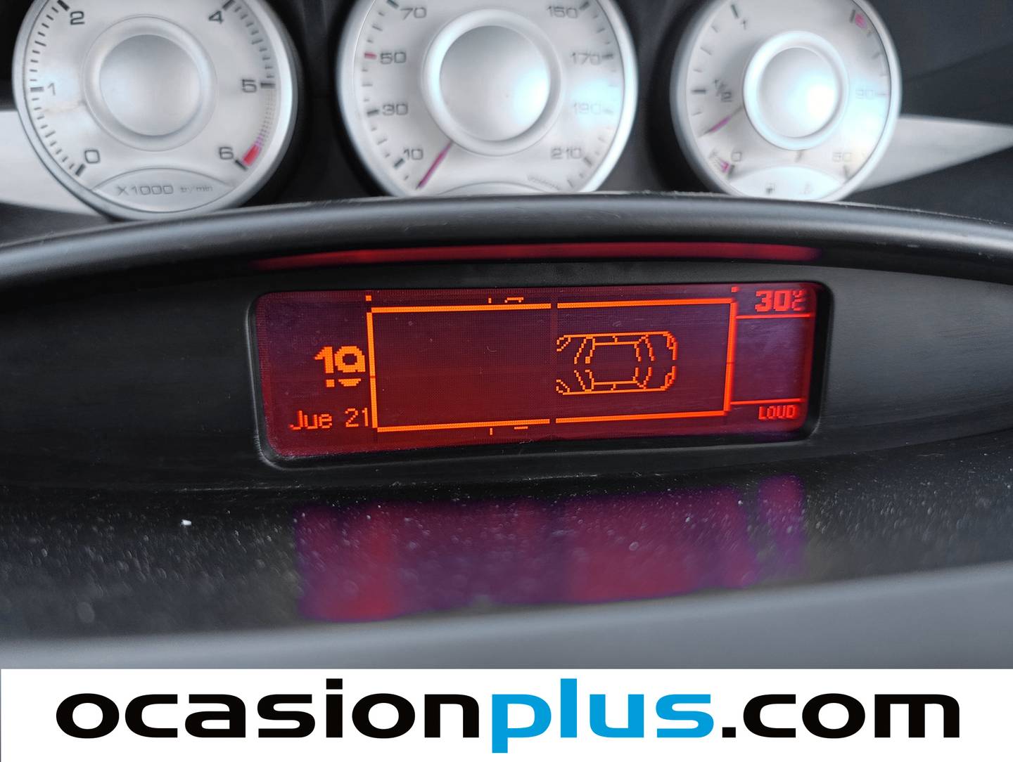 Extras y acabados del Citroën C8 Citroën C8 2.0 HDI Premier (138 CV)