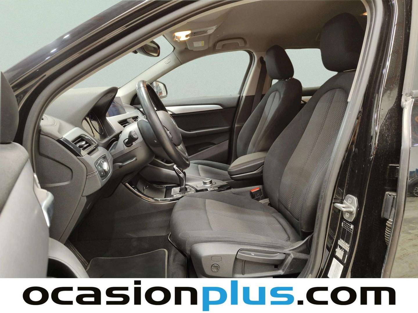 Foto asientos delanteros BMW X2 BMW X2 sDrive18d Business (150 CV)