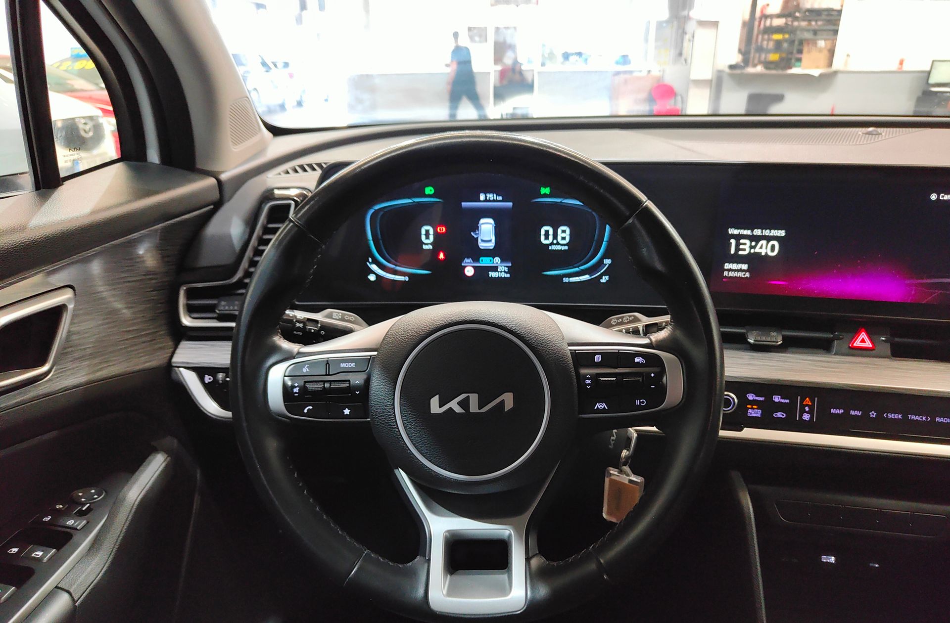 Kia Sportage 1.6 CRDi MHEV Business 4x2 - foto 23