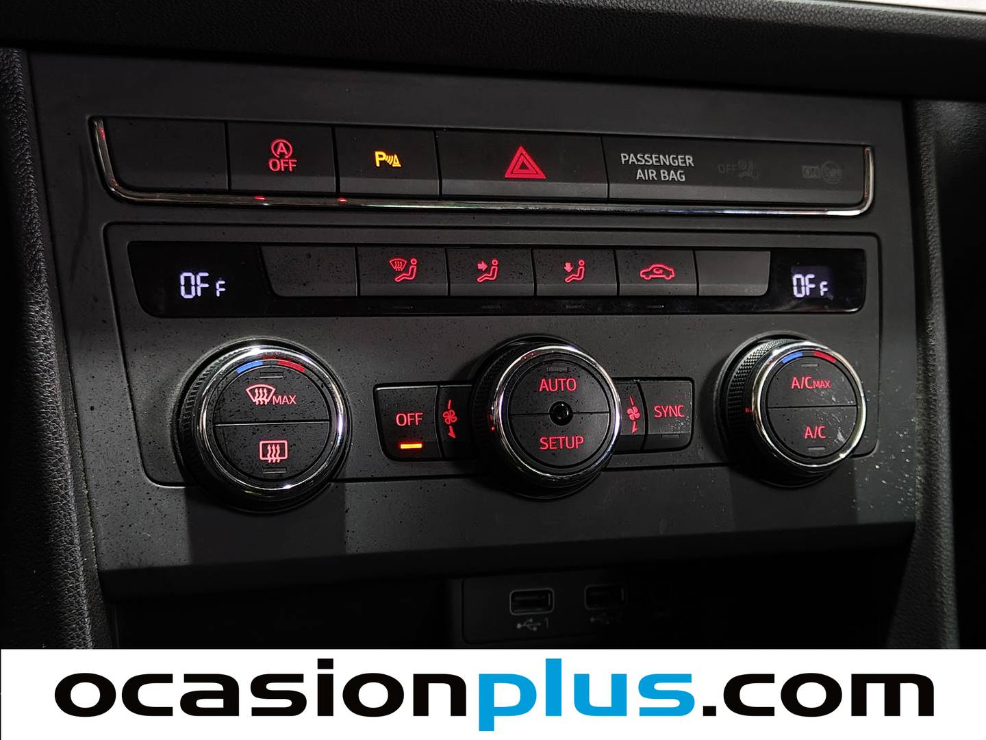 Seat León SEAT León 1.0 EcoTSI S&S Style Visio Edition (115 CV) de segunda mano