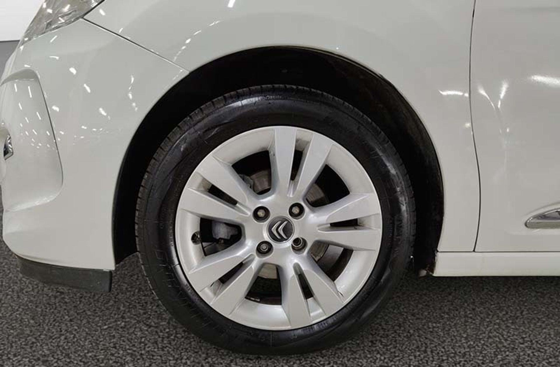 DS DS 3 PureTech 82 Desire - foto 35
