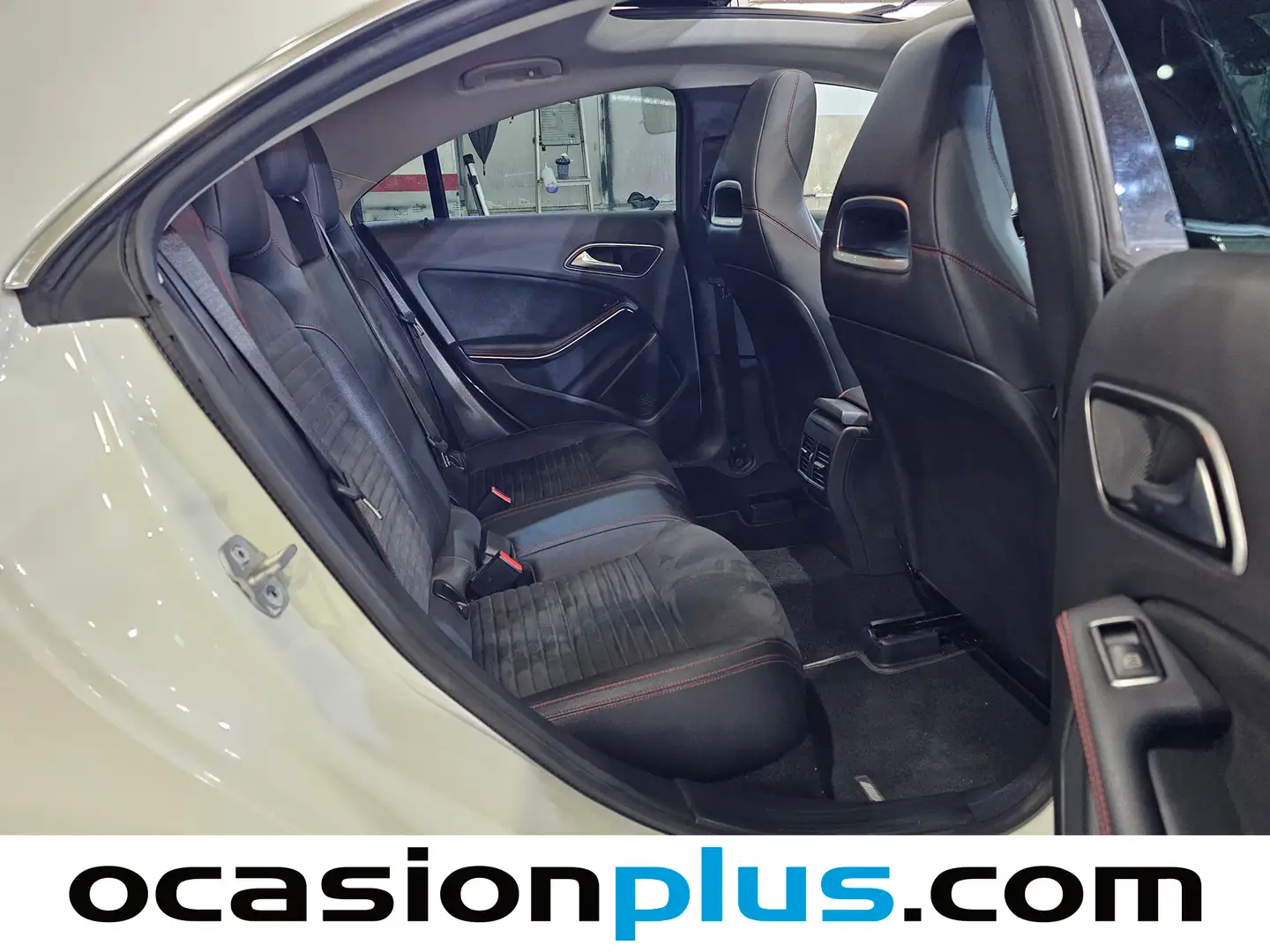 Foto Mercedes CLA Mercedes-Benz CLA 200 d (136 CV) PACK AMG