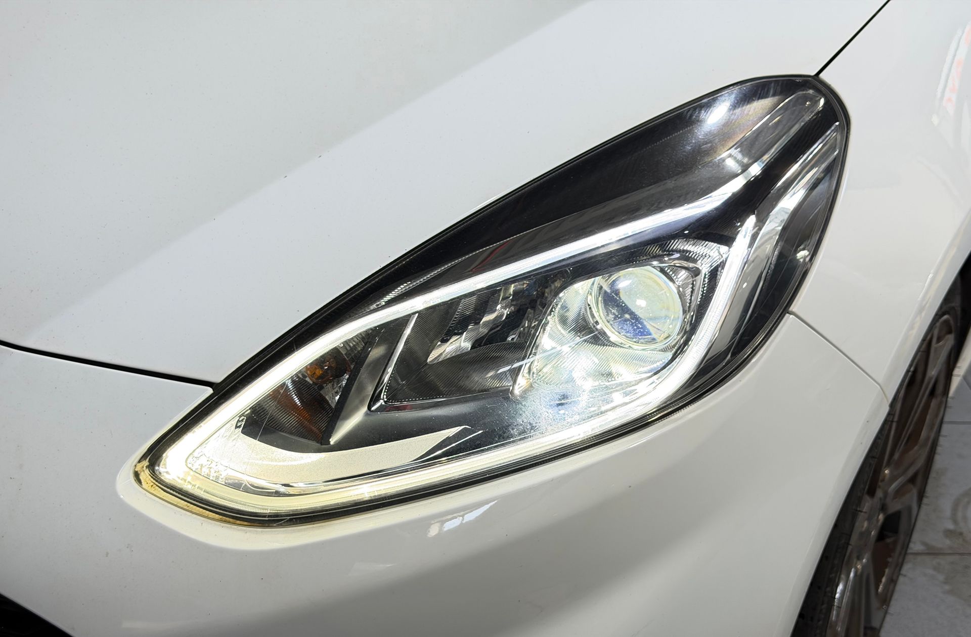 Ford Fiesta 1.0 EcoBoost ST-Line - foto 14