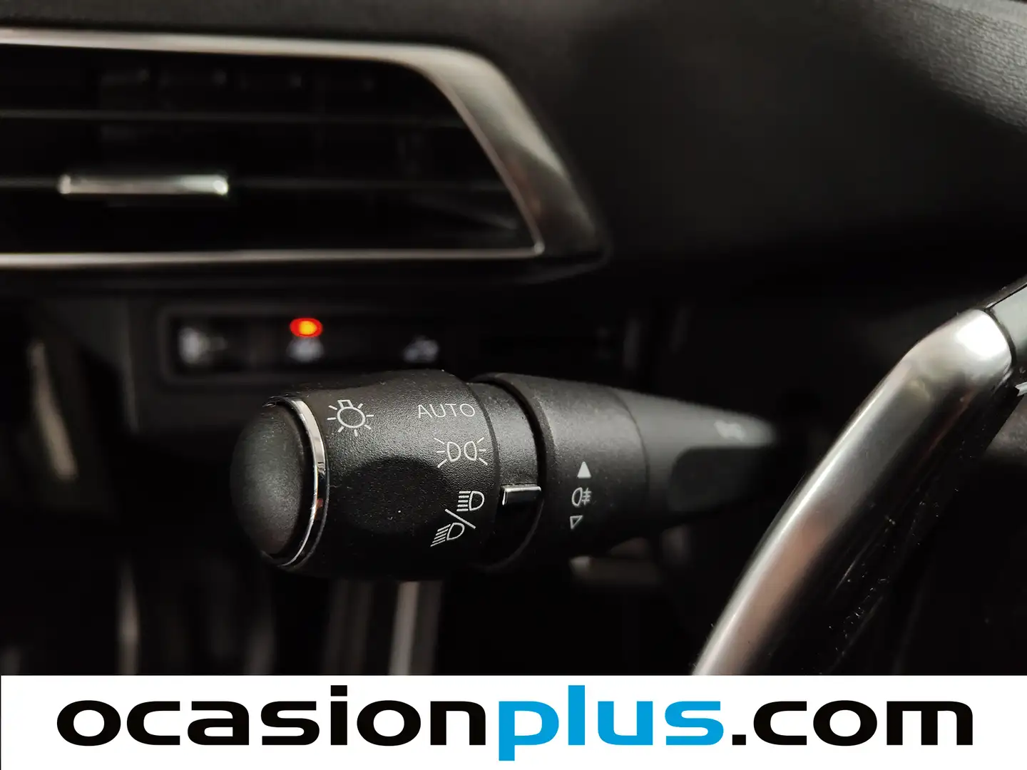 Foto Peugeot 5008 Peugeot 5008 BlueHDi 130 S&S Roadtrip EAT8 (130 CV) 7 Plazas