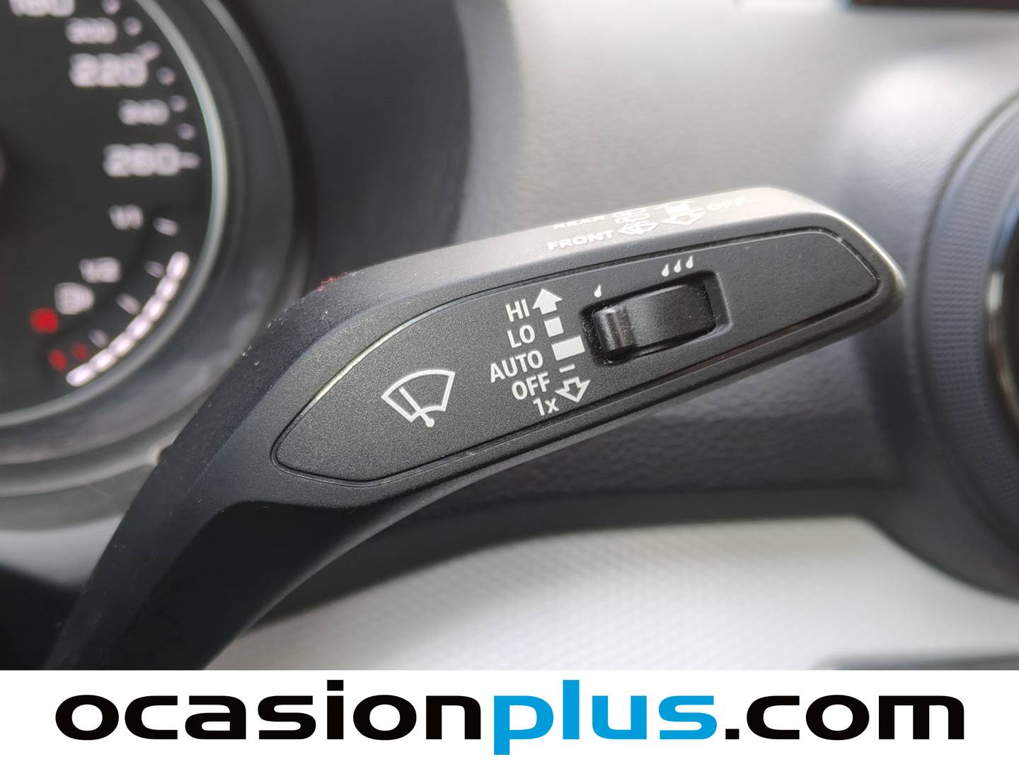 Foto Audi Q2 Audi Q2 design edition 1.6 TDI (116 CV)