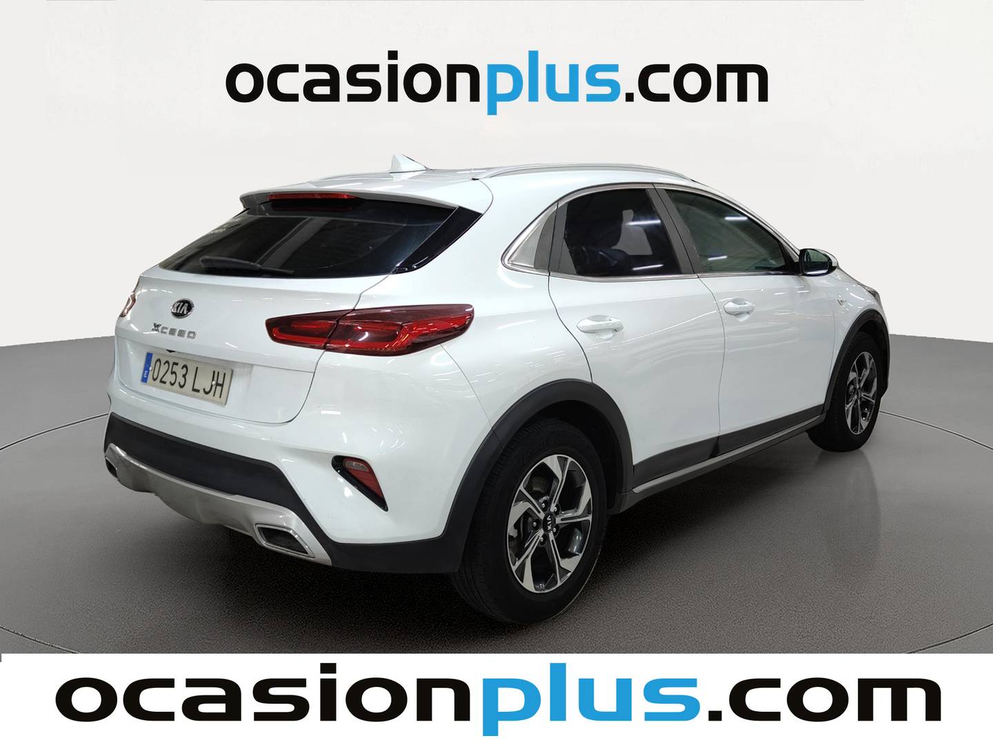 Foto trasera KIA XCeed KIA XCeed 1.0 T-GDi Drive (120 CV) derecha