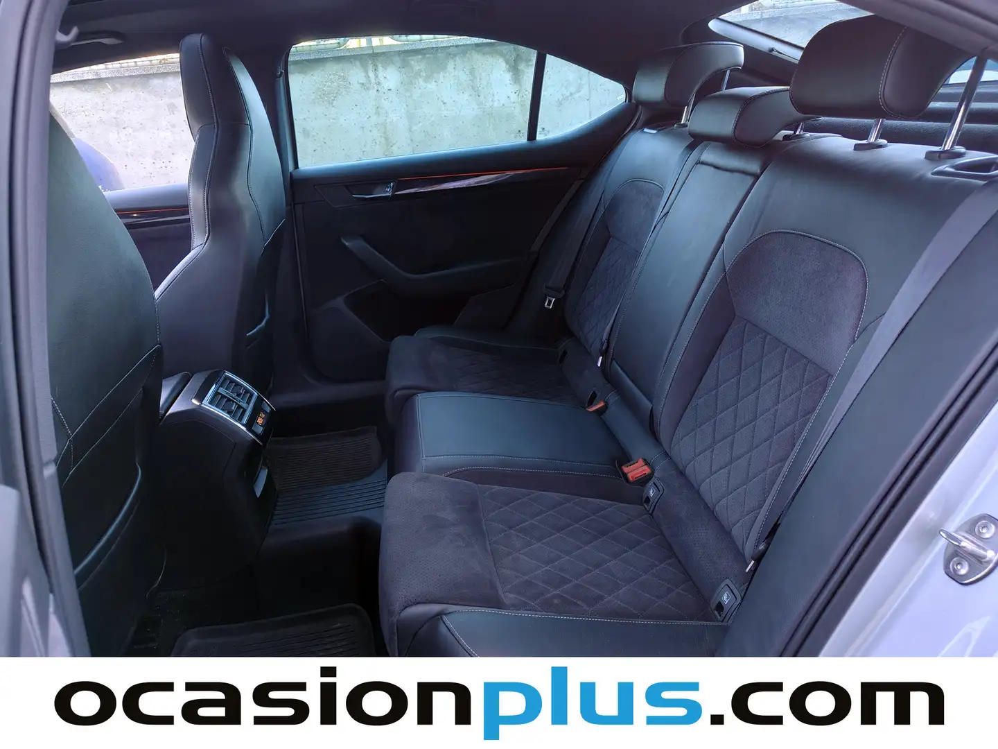 Foto Skoda Superb Skoda Superb 1.8 TSI Sport Line (180 CV)