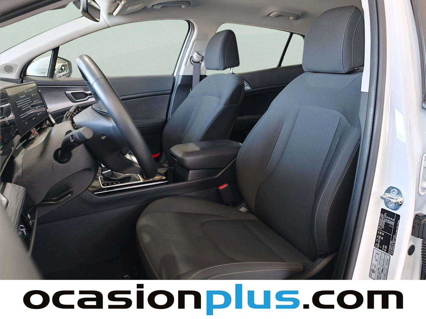Foto asientos delanteros KIA Sportage Kia Sportage 1.6 T-GDi MHEV Business 4x2 DCT (160 CV)