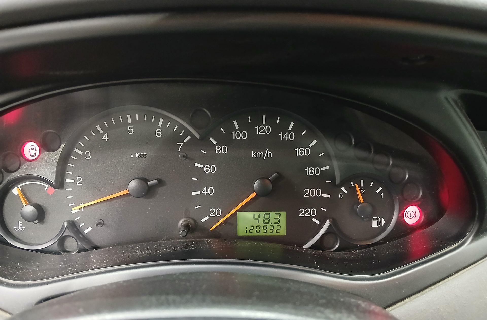 Ford Focus 1.6 Sedan Ghia - foto 20