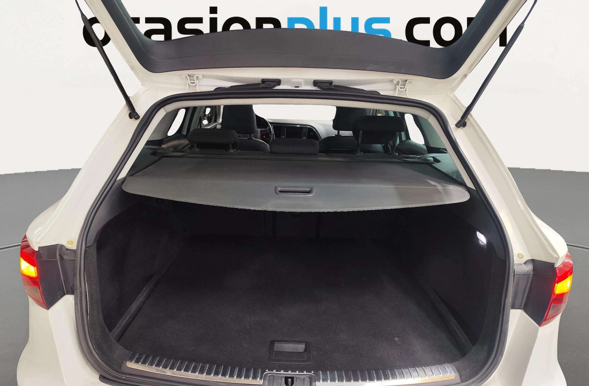 SEAT León ST 2.0 TDI FR - foto 16