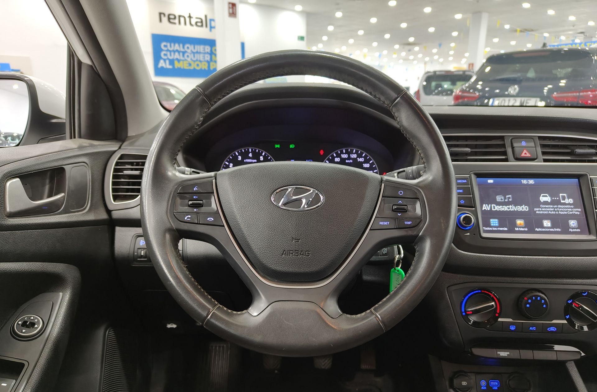 Hyundai i20 1.2 MPI Essence LE - foto 19