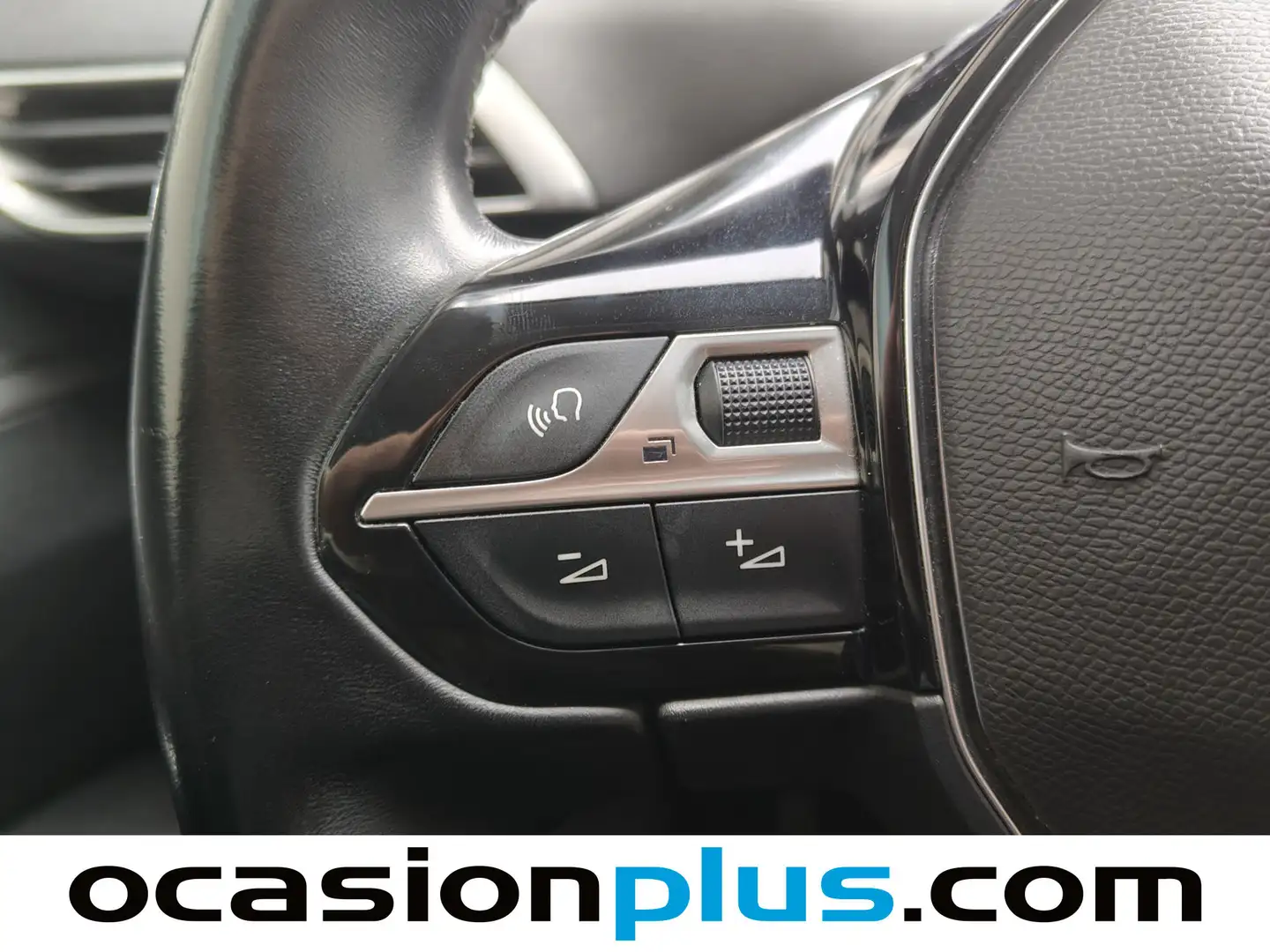 Foto Peugeot 3008 Peugeot 3008 PureTech 130 S&S Allure (130 CV)