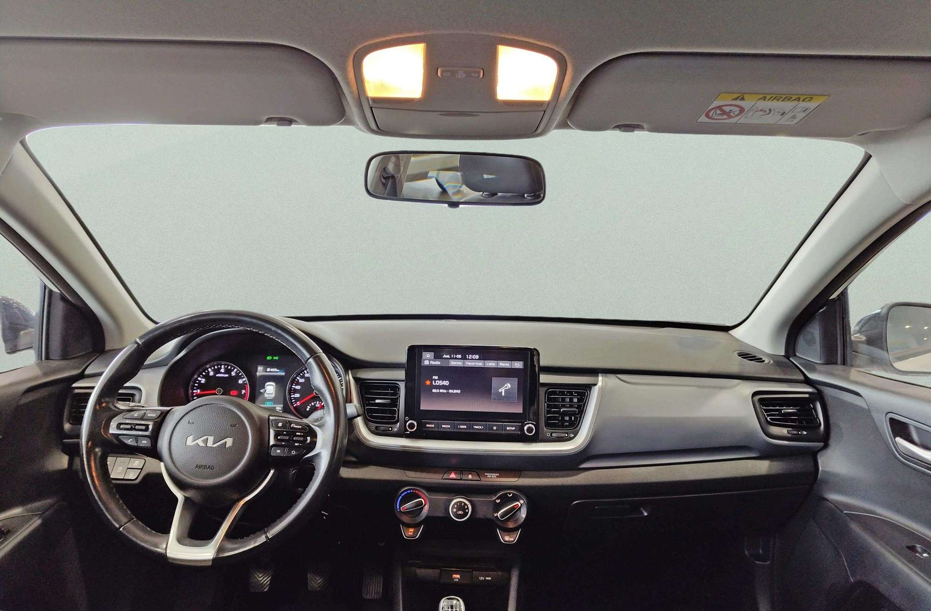 Kia Stonic 1.0 T-GDi MHEV Drive iMT - foto 6