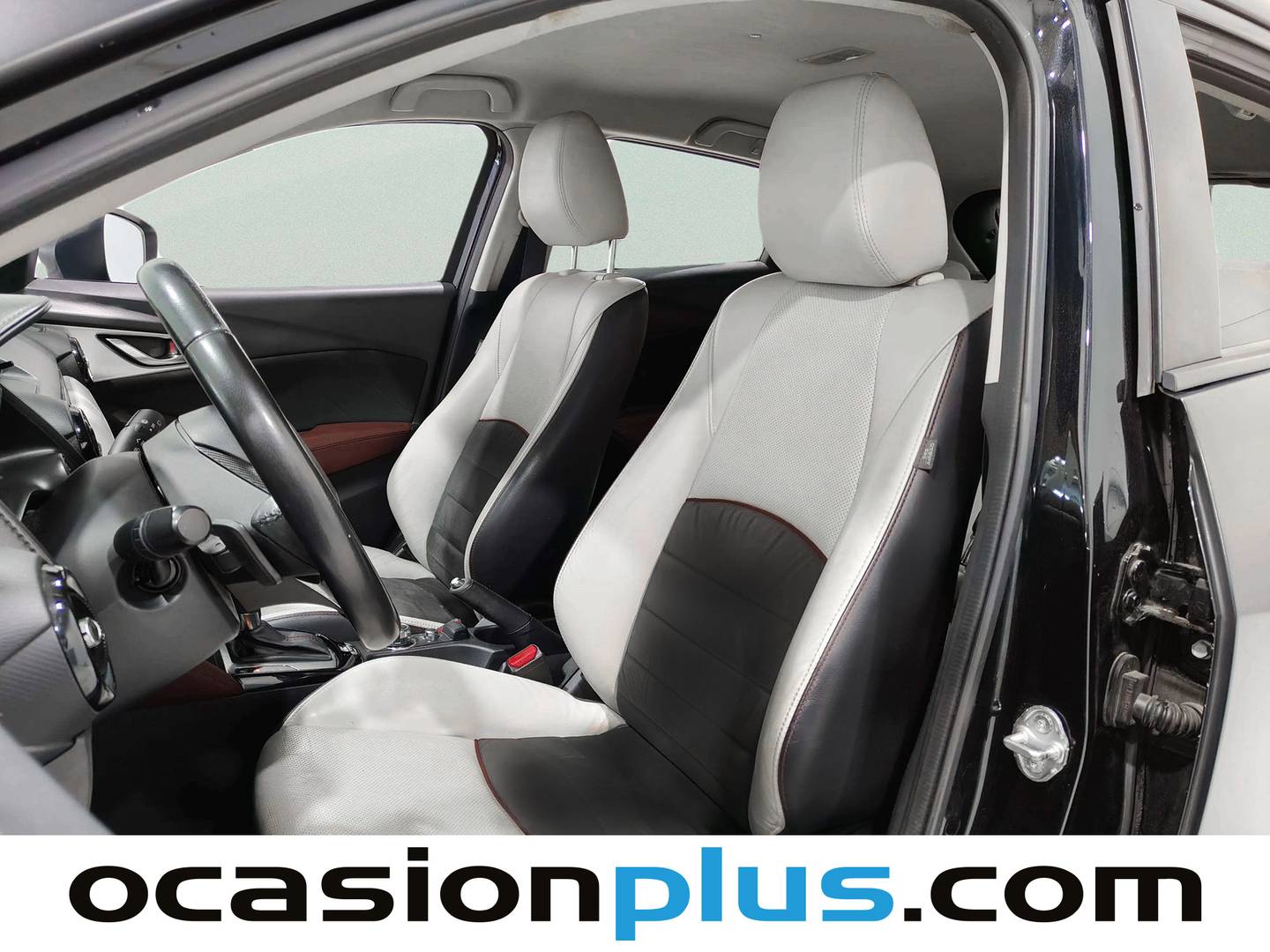 Foto asientos delanteros Mazda CX-3 Mazda CX-3 2.0 SKYACTIV GE Luxury 2WD AT (120 CV)
