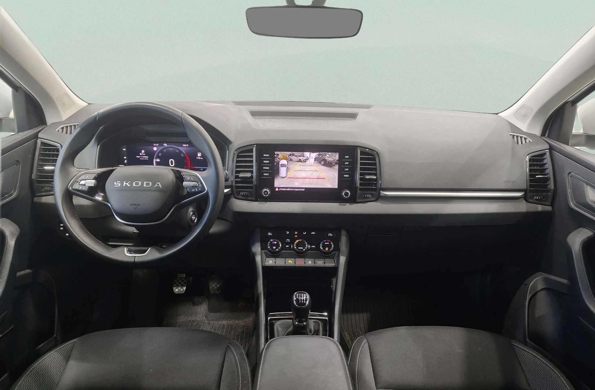 Škoda Karoq 1.0 TSI Selection - foto 6