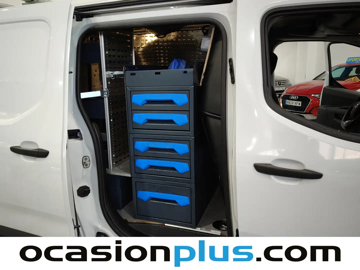 Foto Toyota Proace City Toyota Proace City Van 1.5 D GX Plus L1 (102 CV) Sortimo