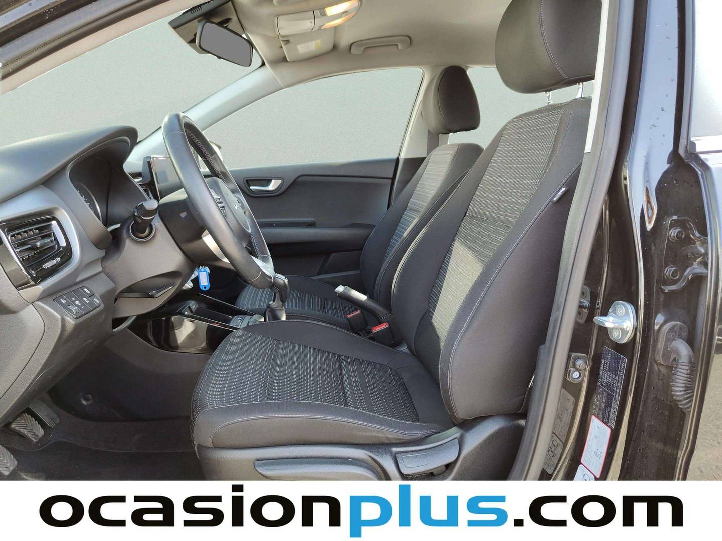 Foto asientos delanteros KIA Stonic KIA Stonic 1.0 T-GDi MHEV Drive iMT (100 CV)