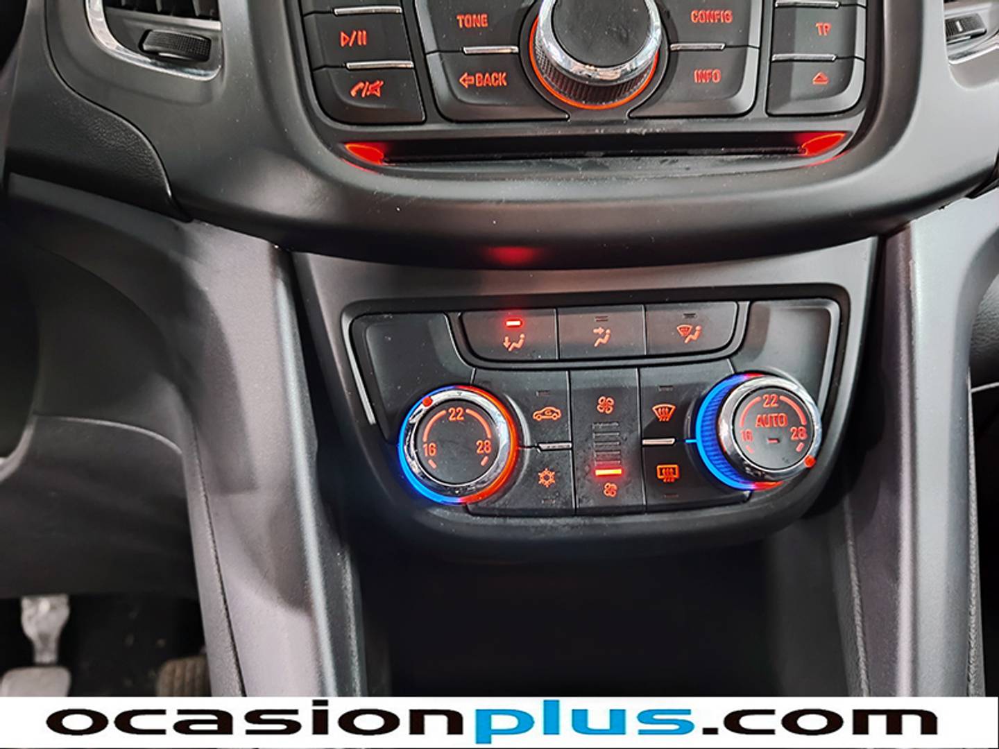 Foto Opel Zafira Tourer Opel Zafira Tourer 1.4 Turbo Expression 7 Plazas  (120 CV) GLP