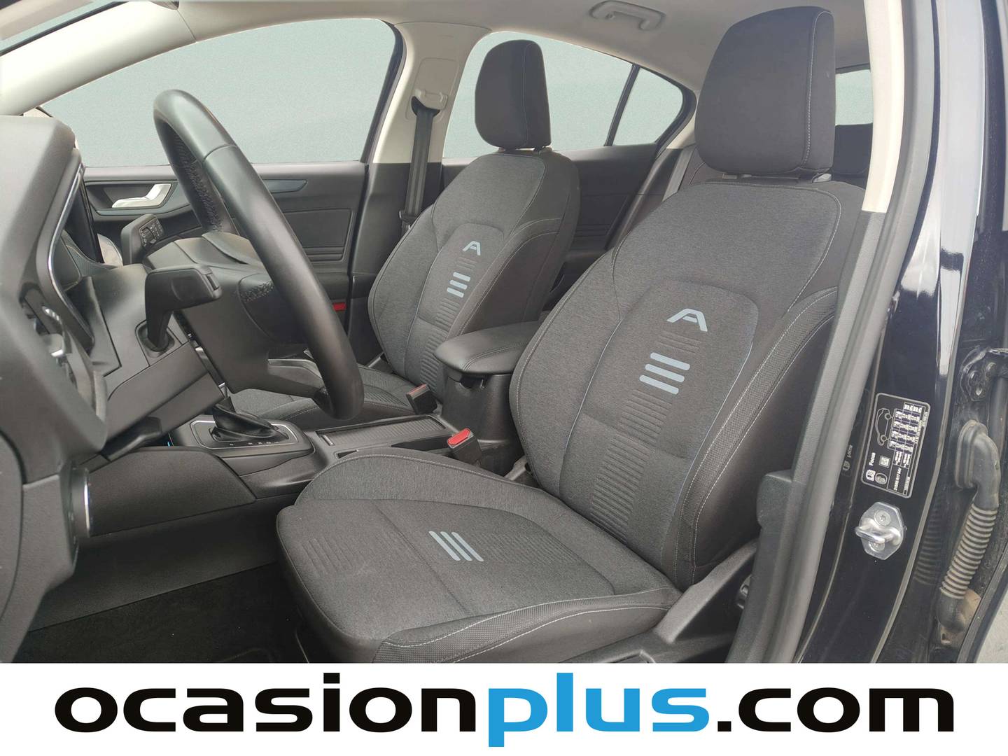 Foto asientos delanteros Ford Focus Ford Focus 1.0 Ecoboost MHEV Active Auto (155 CV)