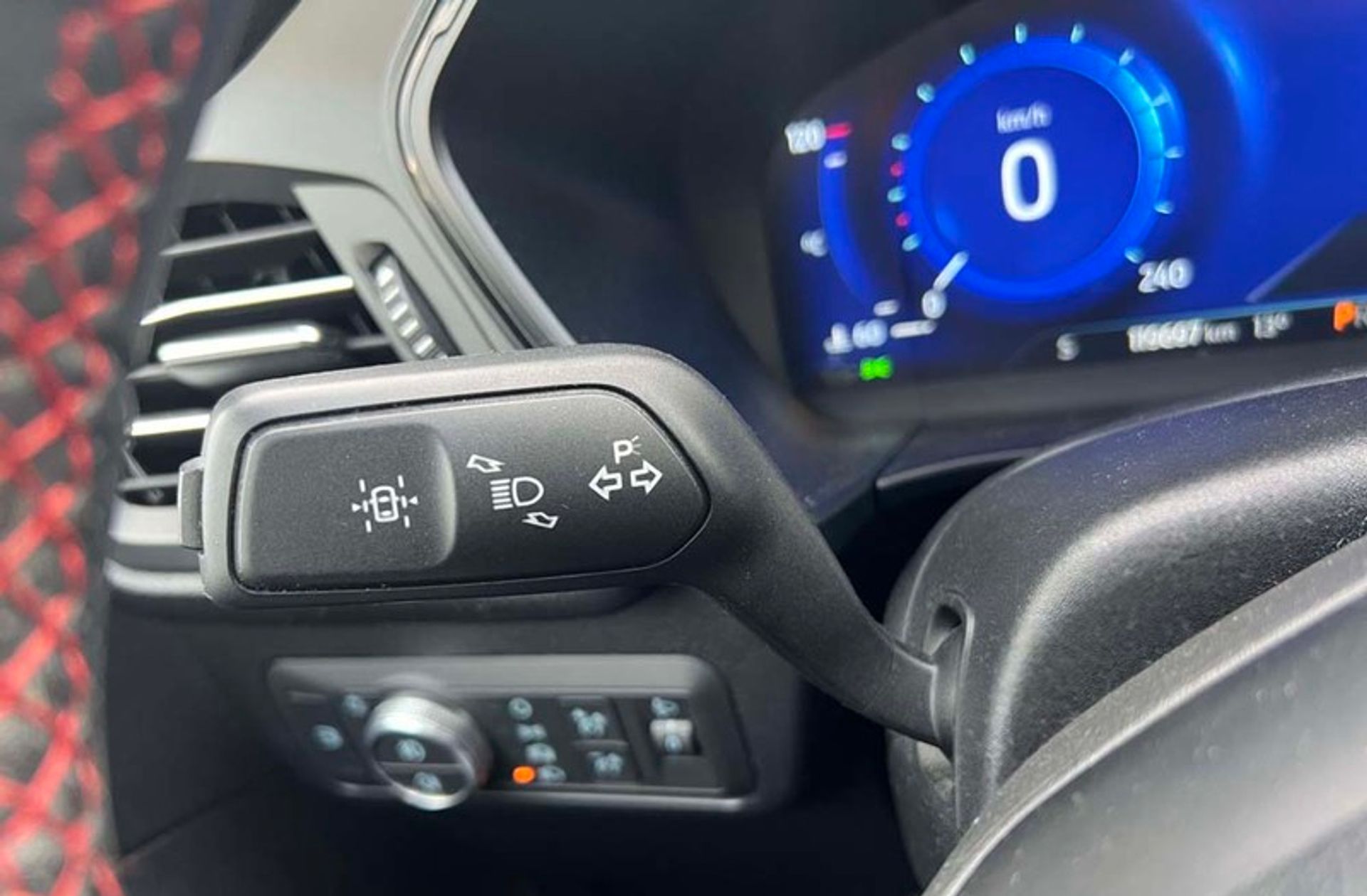 Ford Kuga 2.5 Duratec PHEV ST-Line - foto 23