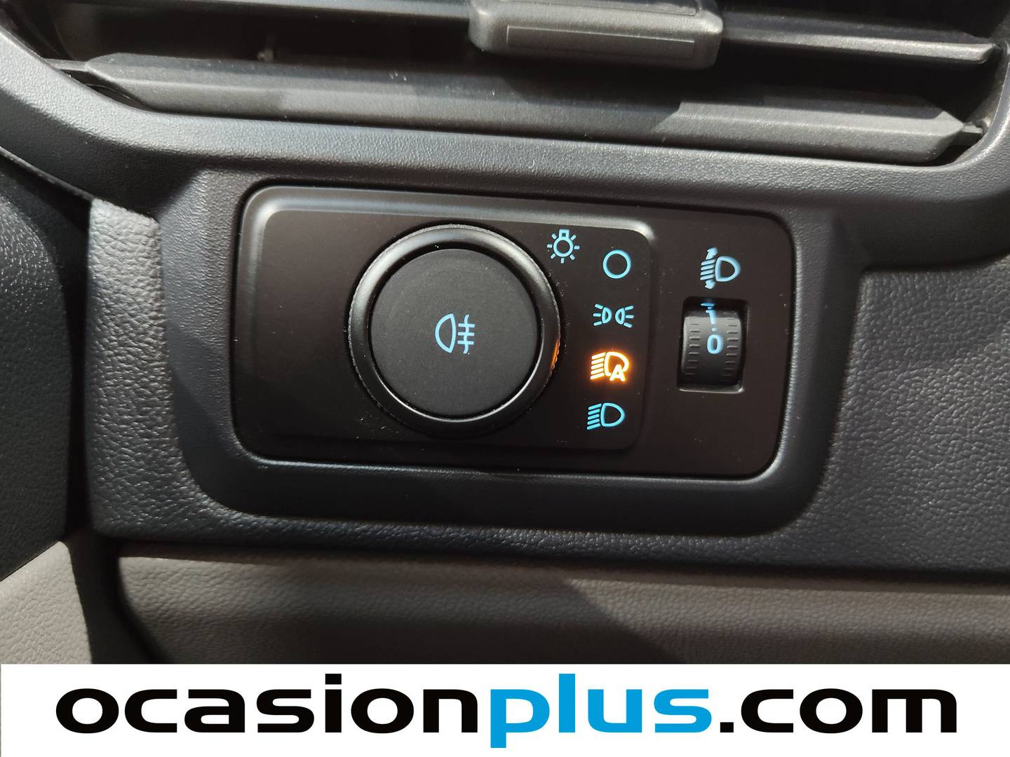 Ford Transit Custom Ford Transit Custom Kombi 2.0 EcoBlue 320 L1 Trend (136 CV) 9 Plazas km 0