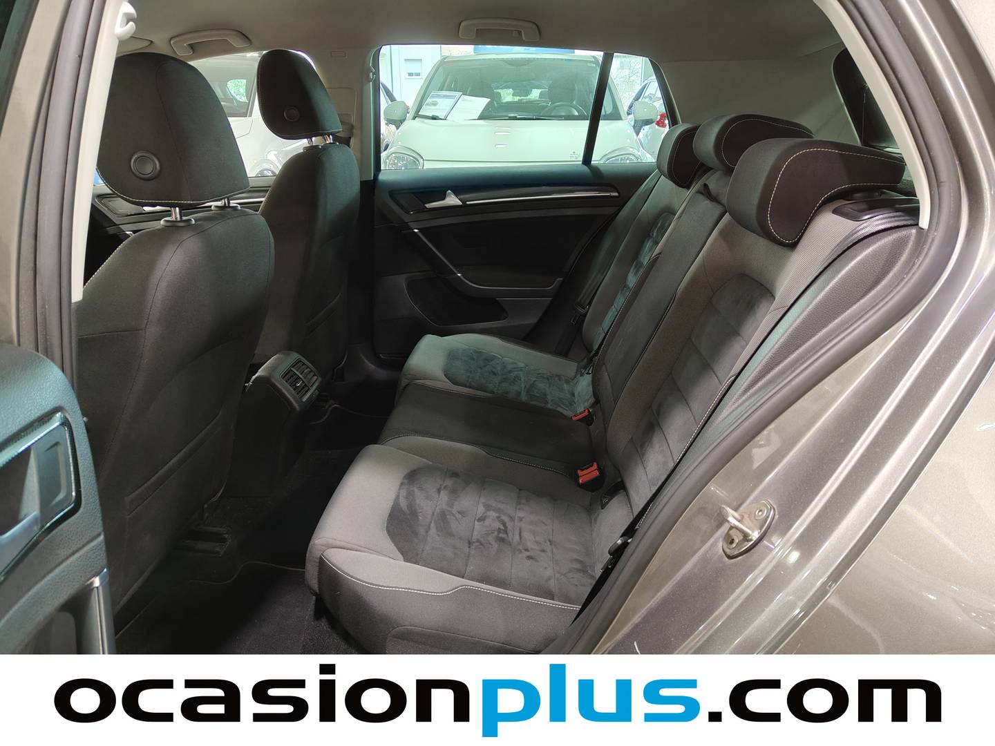 Foto Volkswagen Golf Volkswagen Golf 1.6 TDI BMT (110 CV) PACK R-LINE