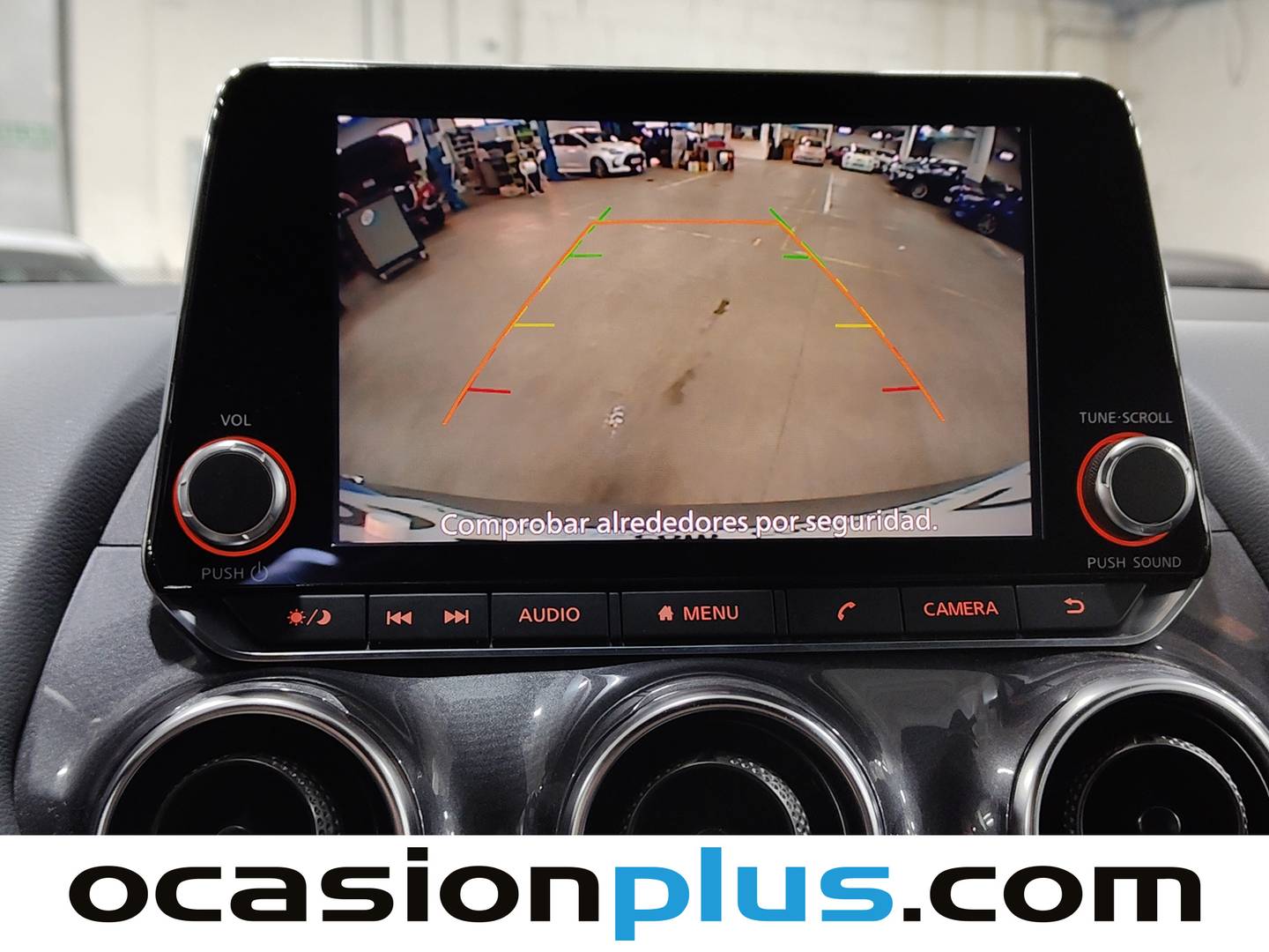 Extras y acabados del Nissan JUKE Nissan Juke DIG-T N-Connecta 4x2 DCT (114 CV)