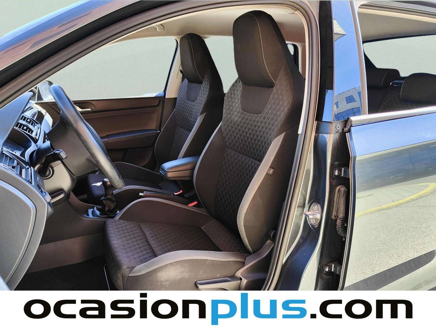 Foto asientos delanteros Skoda Spaceback Skoda Spaceback 1.4 TDI CR Like (90 CV)