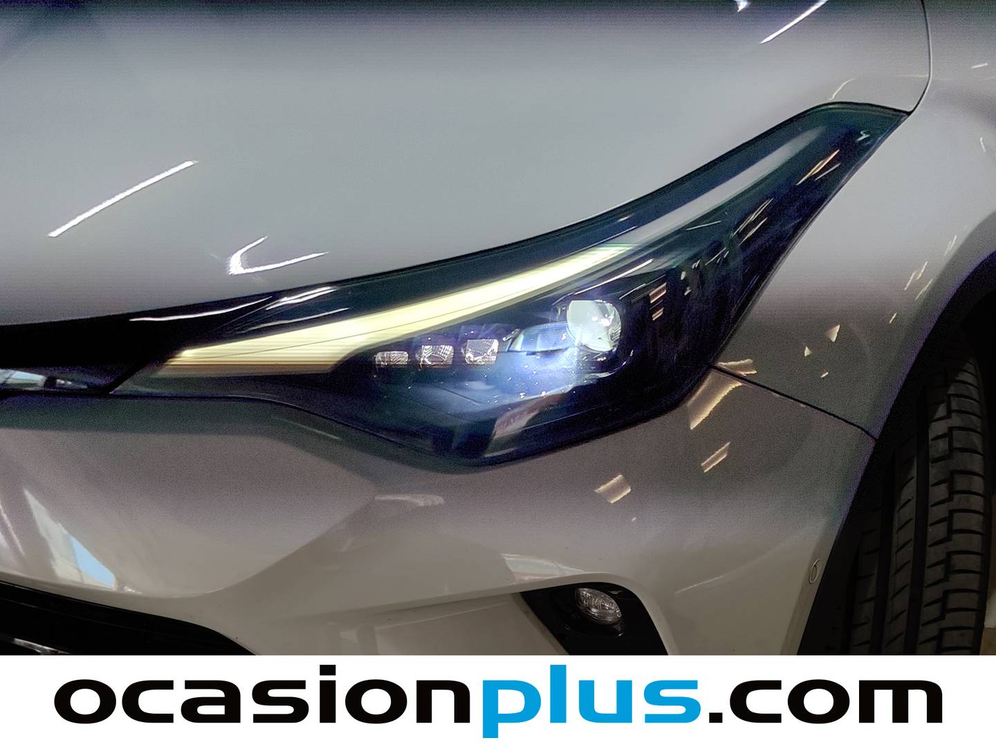 Acabados Toyota C-HR Toyota C-HR 180H GR Sport (184 CV)