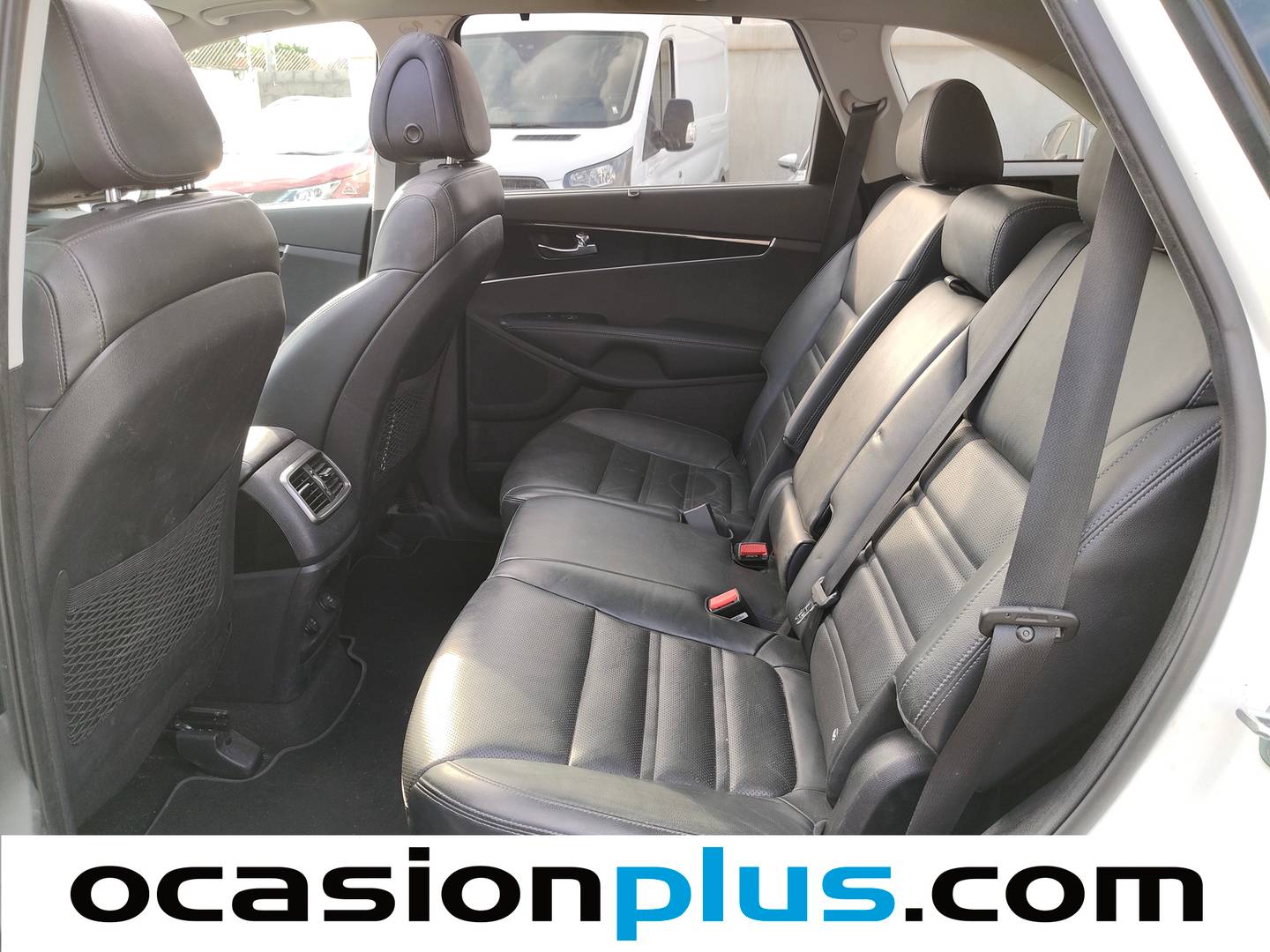 Foto asientos traseros KIA Sorento KIA Sorento 2.2 CRDi Emotion 4x4 Auto (200 CV) 7 Plazas