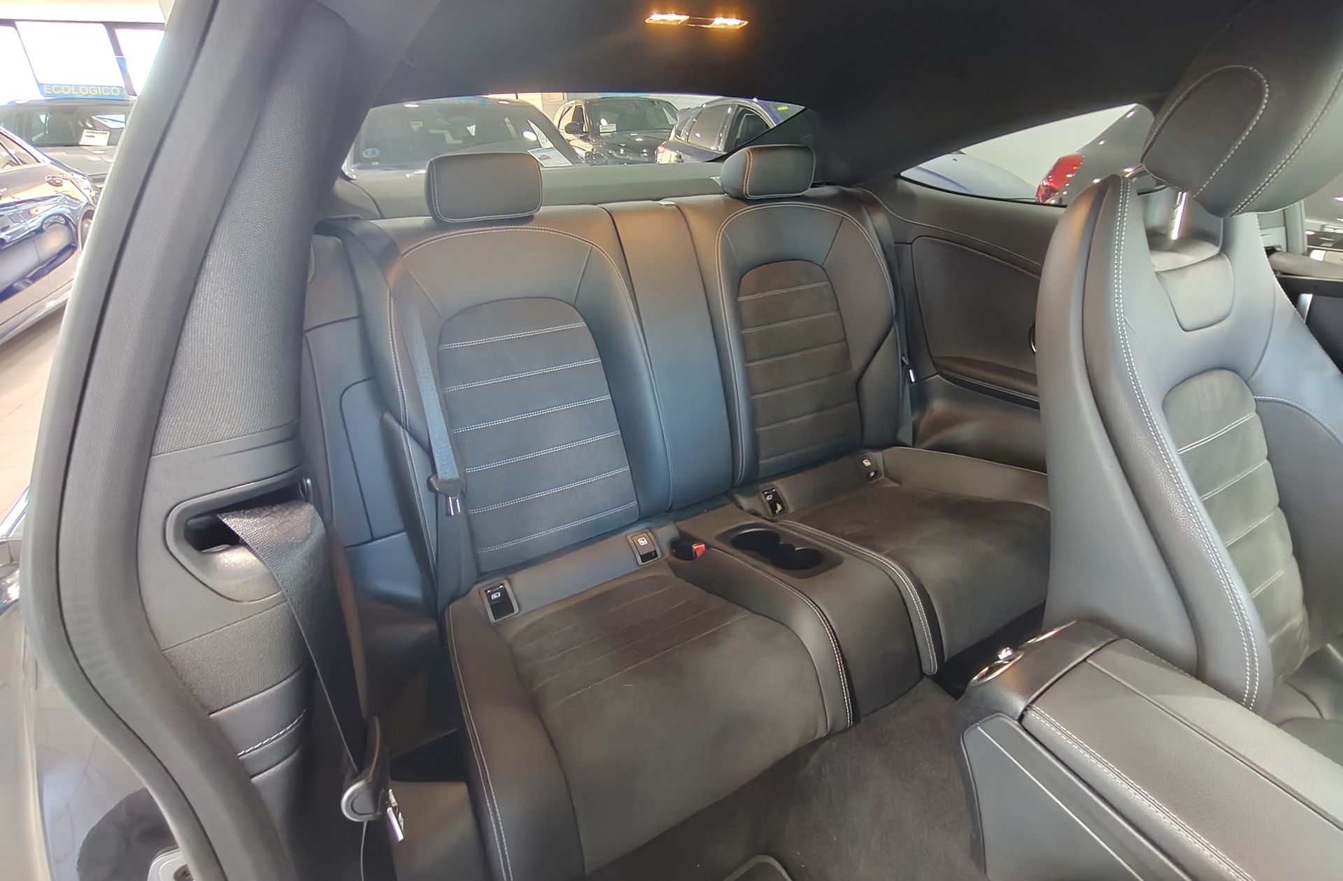 Mercedes-Benz Clase C Coupe 220 d Pack AMG - foto 19
