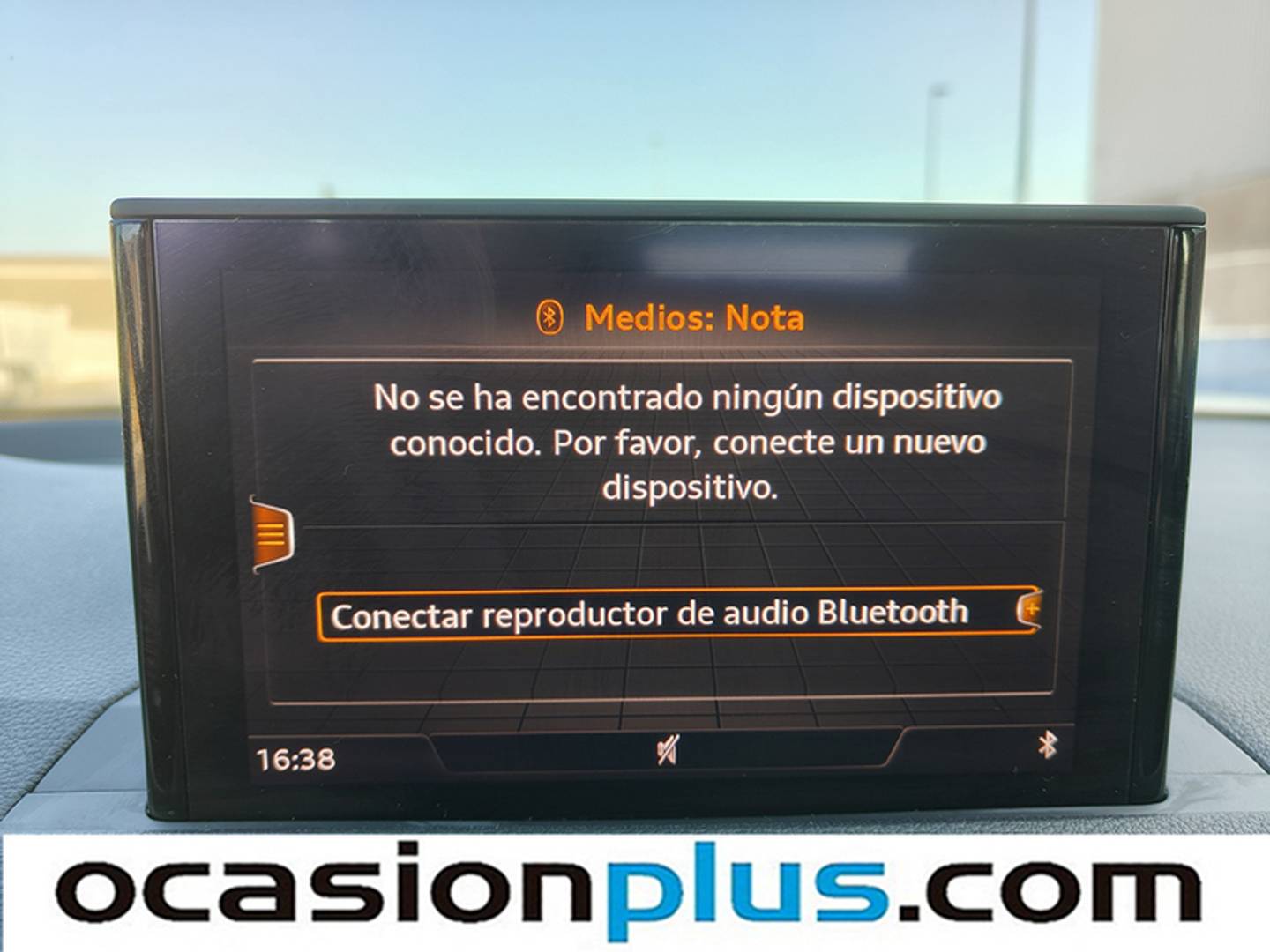 Foto Audi Q2 Audi Q2 design 35 TFSI (150 CV)