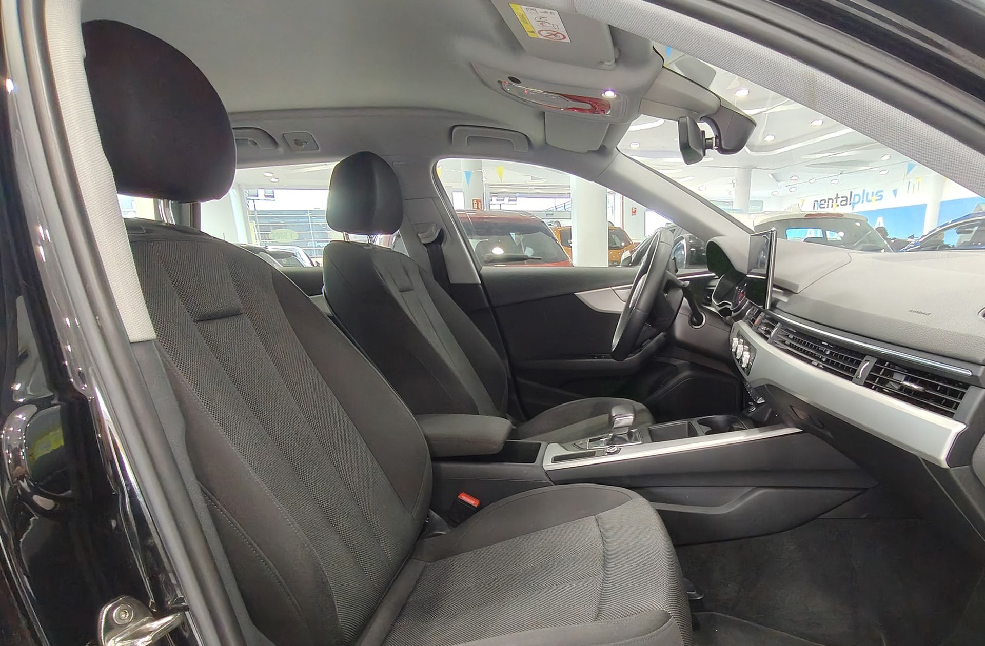 Audi A4 Avant Advanced 35 TFSI S tronic - foto 18