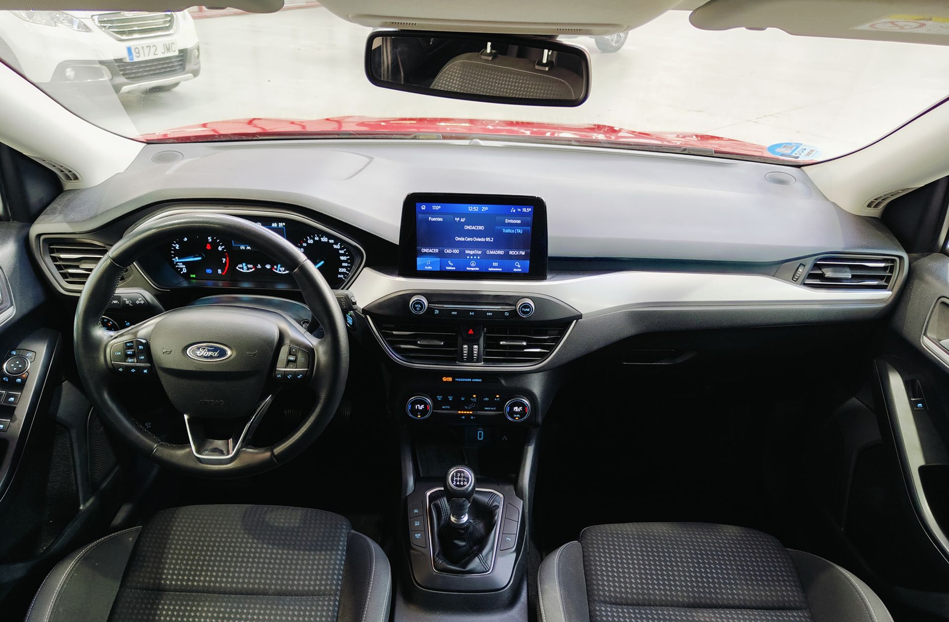 Ford Focus 1.0 EcoBoost MHEV Trend+ - foto 6