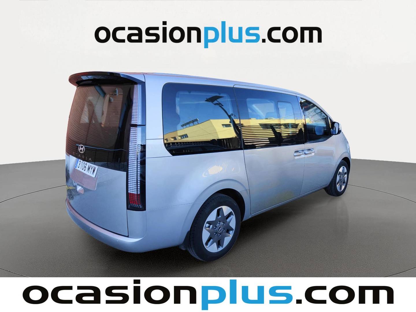 Foto trasera Hyundai Staria Hyundai Staria 1.6 HEV Style 4x2 9S 6AT (225 CV) 9 Plazas derecha