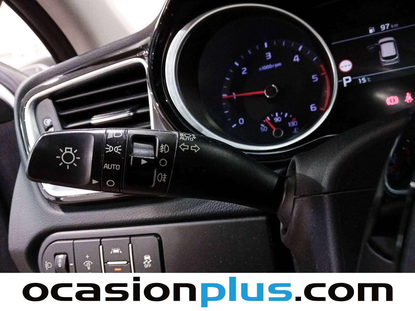 Foto KIA Ceed Kia Ceed 1.6 CRDi Launch Edition DCT (136 CV)