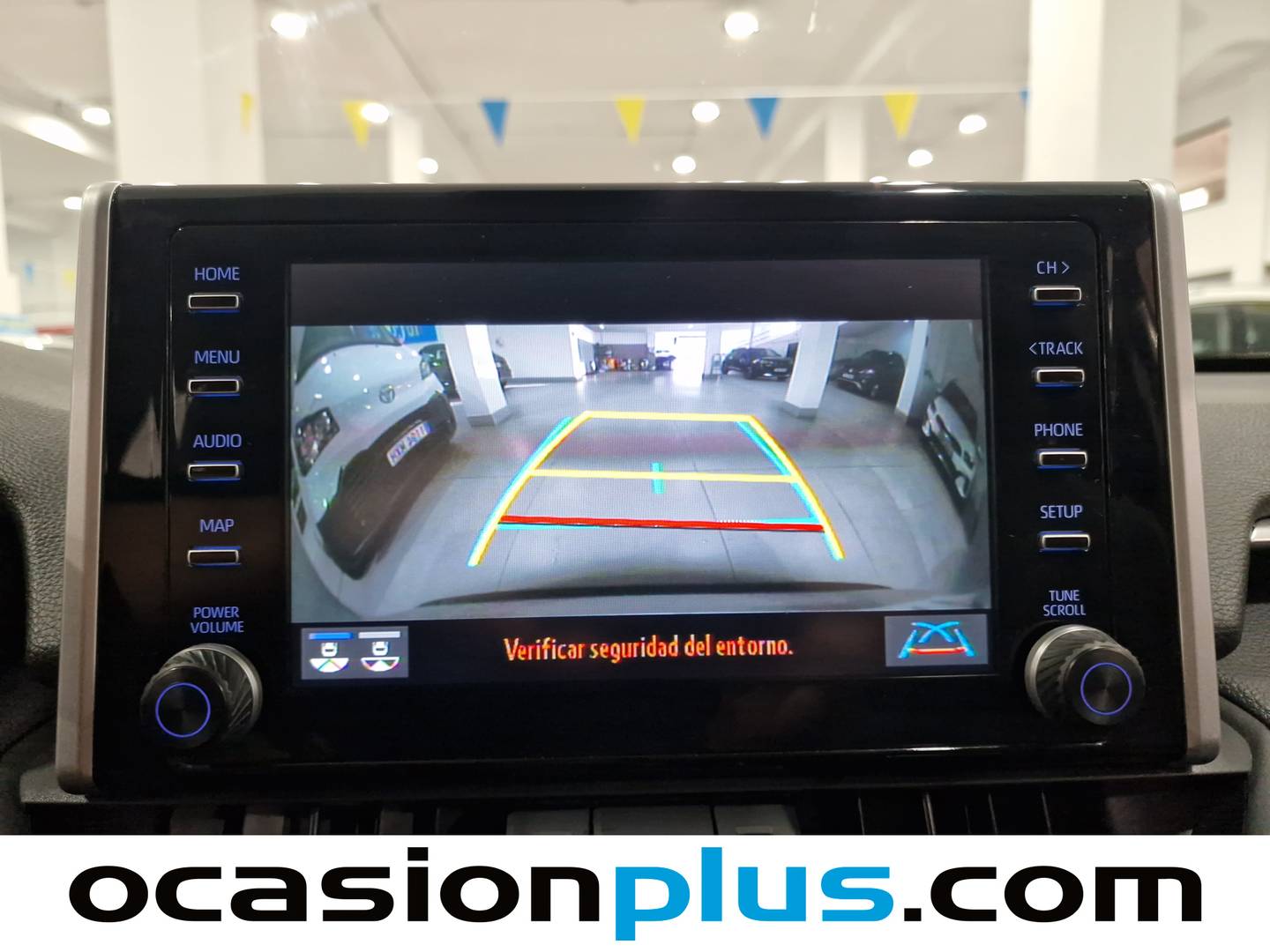 Extras y acabados del Toyota Rav4 Toyota Rav4 2.5l hybrid Luxury 4WD (222 CV)